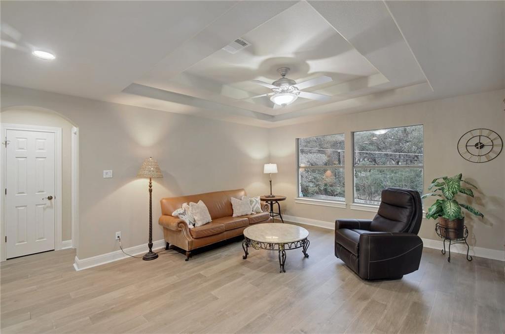 9903 Tree Bend Cv, Austin, TX 78750