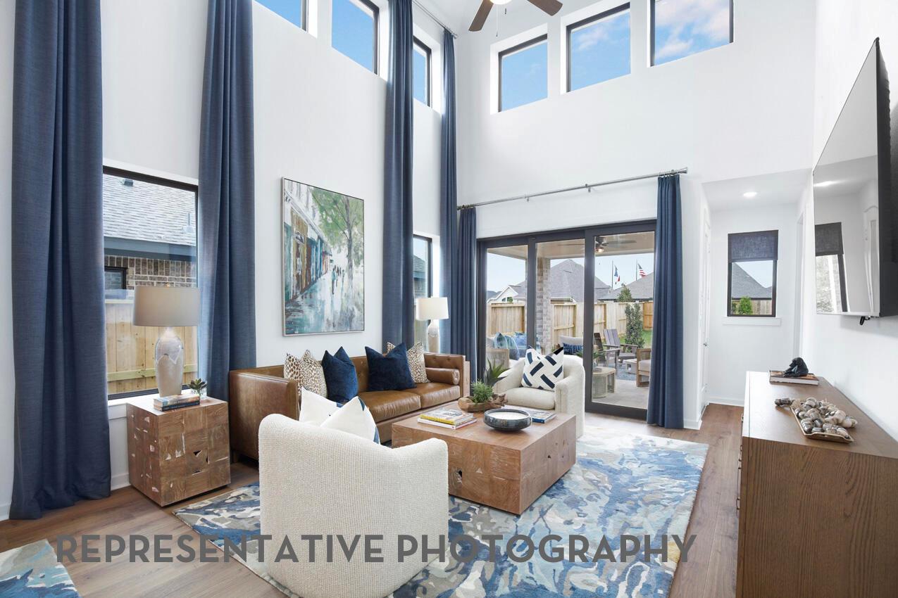 357 Blue Summit Bnd, Liberty Hill, TX 78642