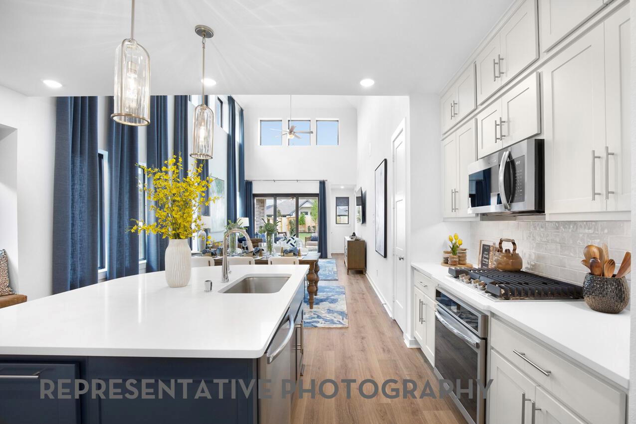 357 Blue Summit Bnd, Liberty Hill, TX 78642