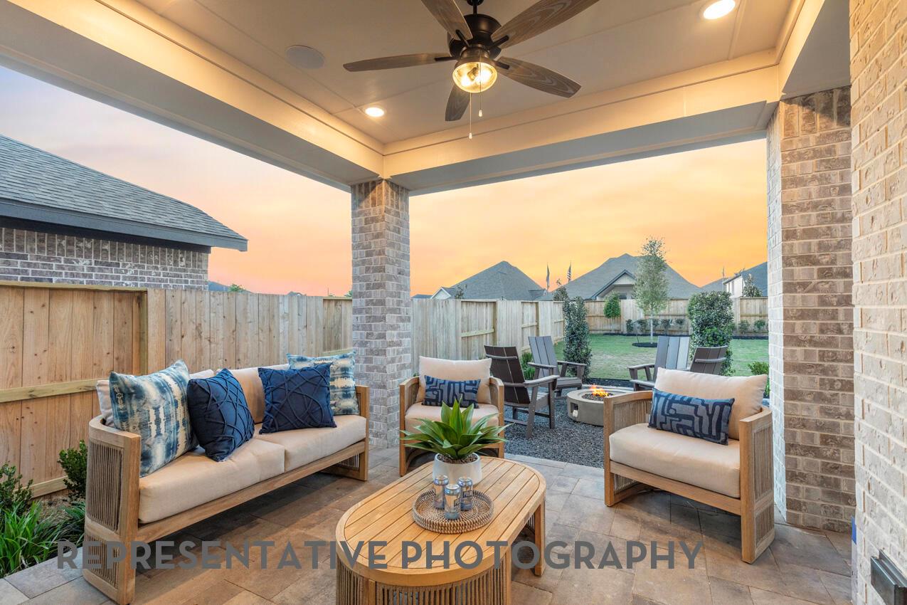 357 Blue Summit Bnd, Liberty Hill, TX 78642