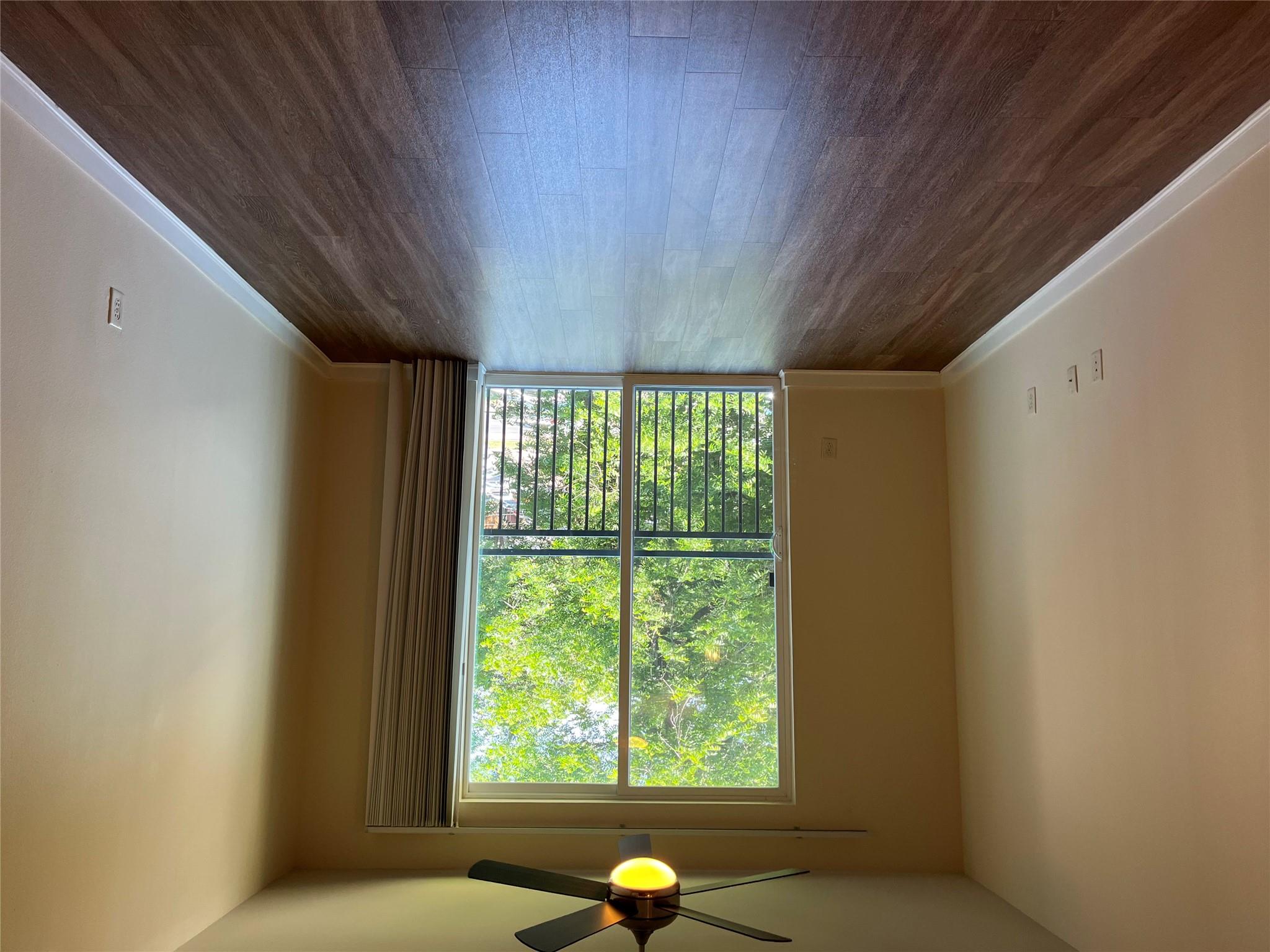1900 Barton Springs Rd # 4017, Austin, TX 78704