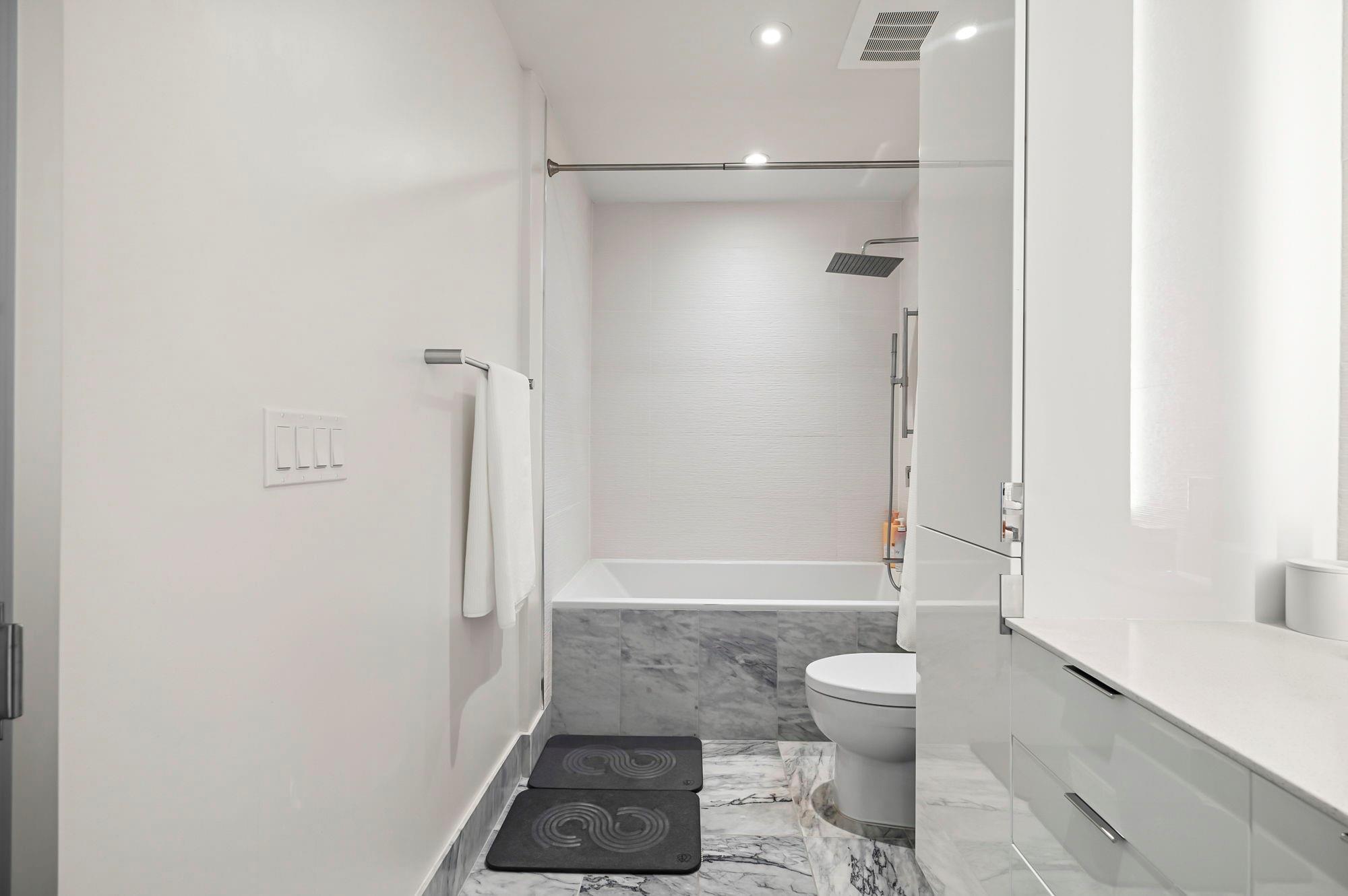 301 West Ave # 1002, Austin, TX 78701