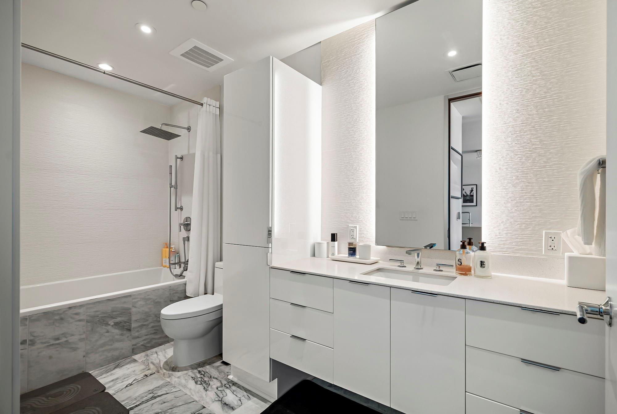 301 West Ave # 1002, Austin, TX 78701
