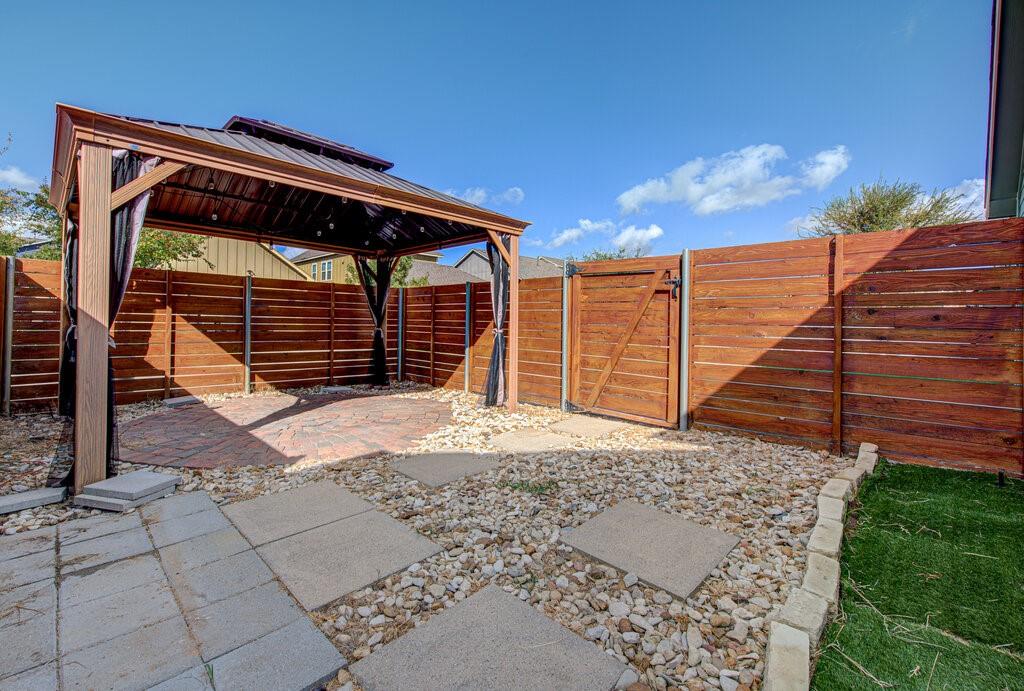 8816 Blaze Dr, Austin, TX 78747