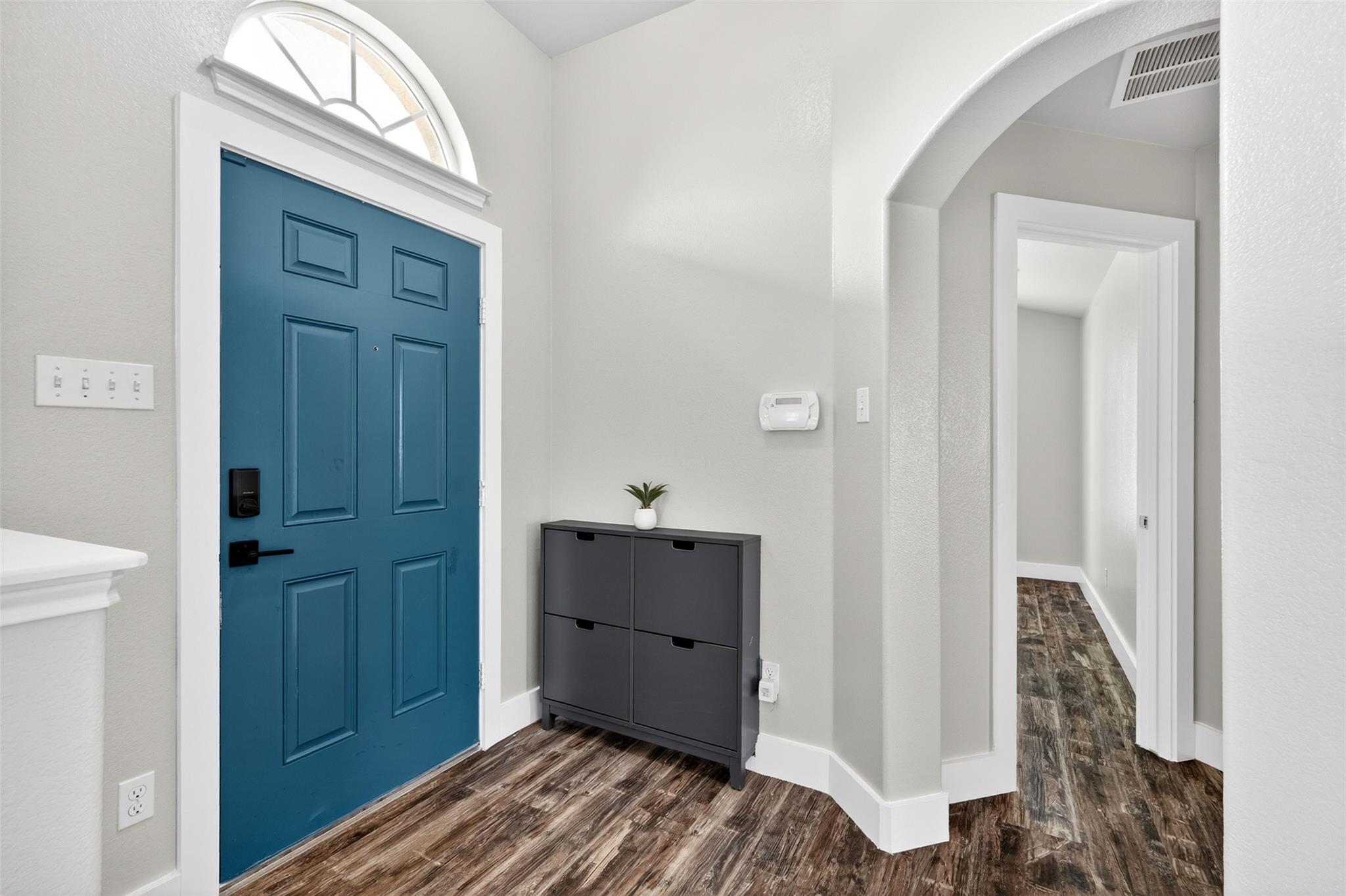 300 Wimberley St, Hutto, TX 78634