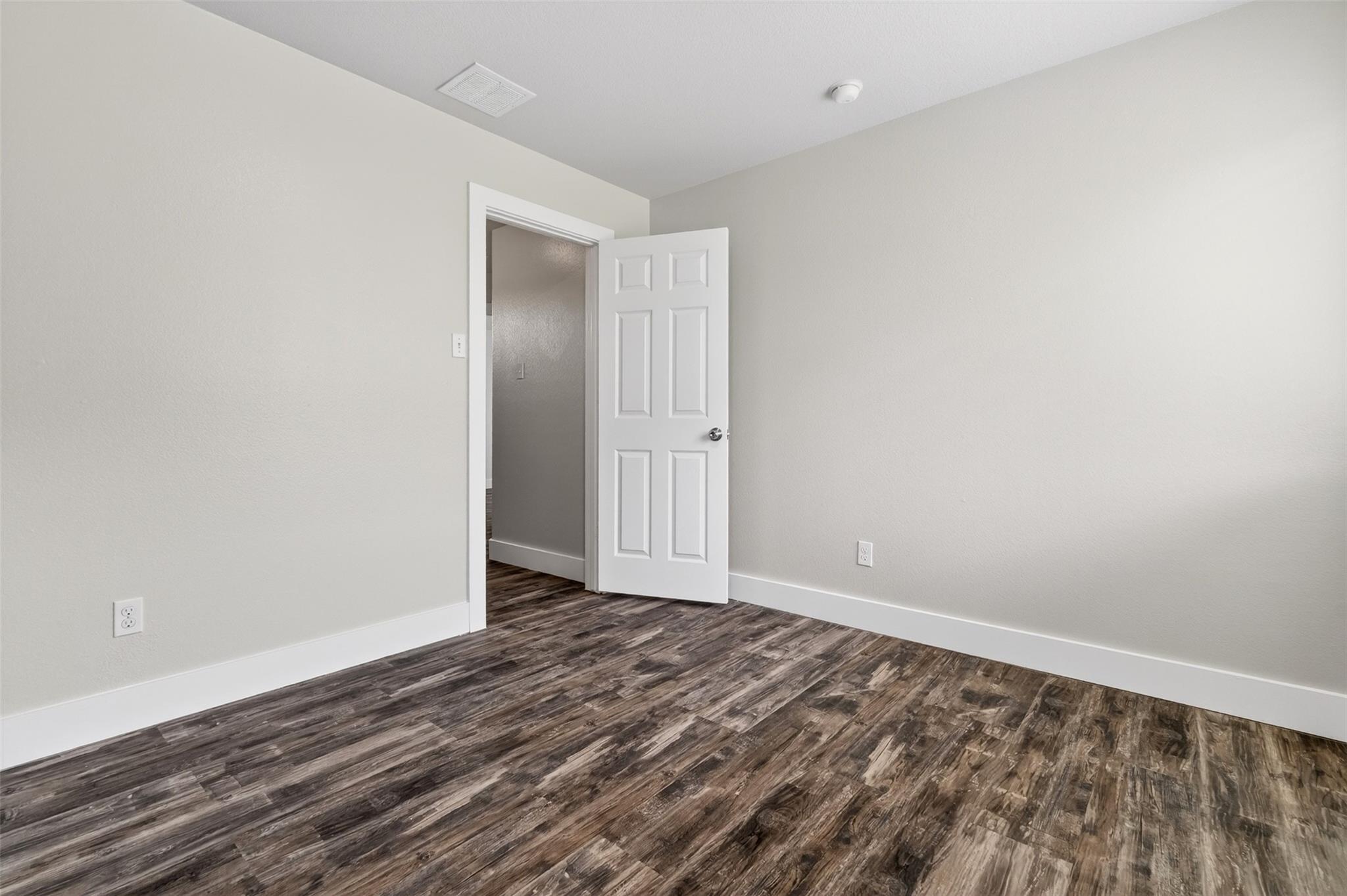 300 Wimberley St, Hutto, TX 78634