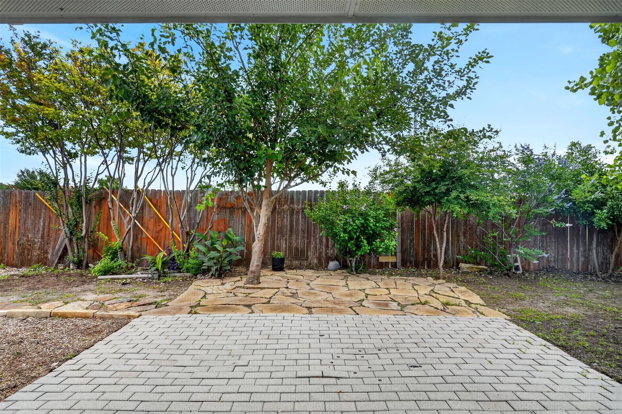 300 Wimberley St, Hutto, TX 78634