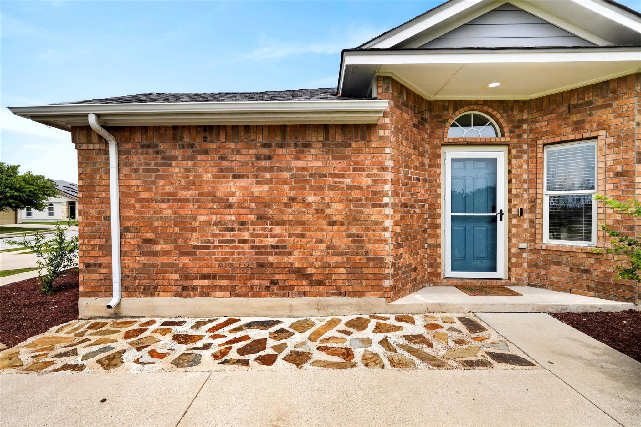 300 Wimberley St, Hutto, TX 78634