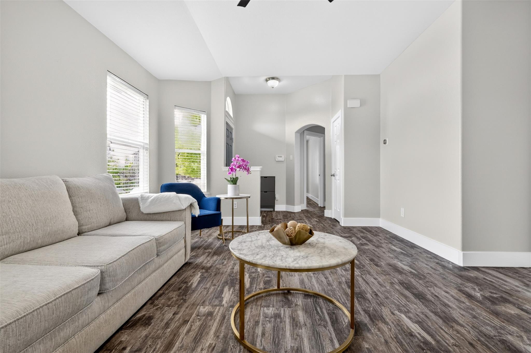300 Wimberley St, Hutto, TX 78634