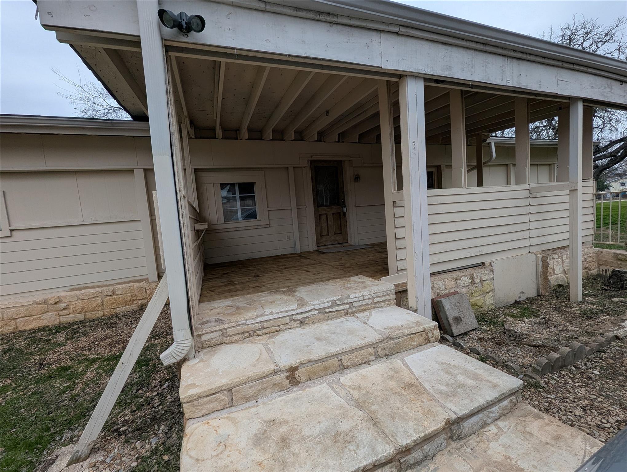 11608 Travis St, Jonestown, TX 78645