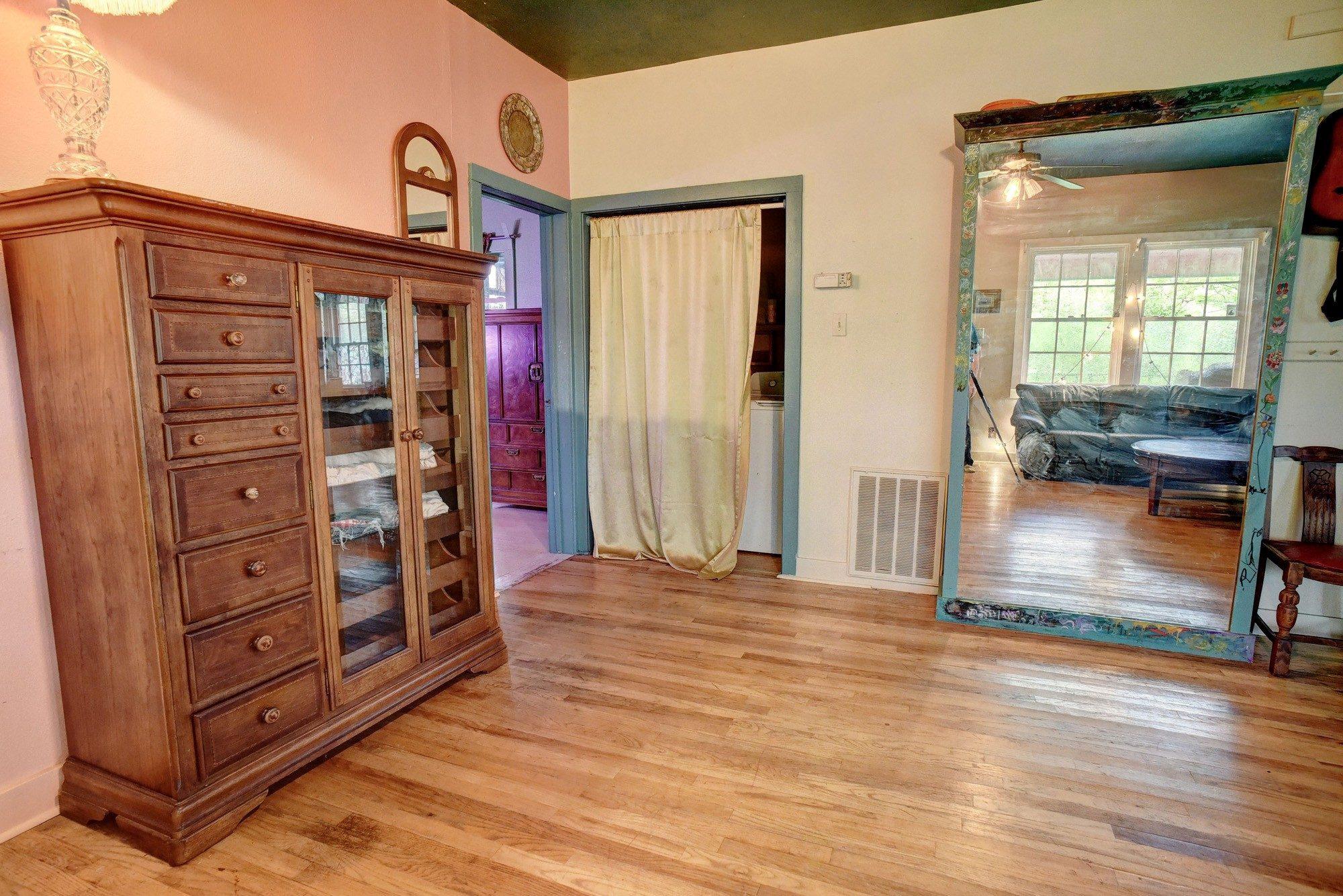 1905 Main St, Bastrop, TX 78602