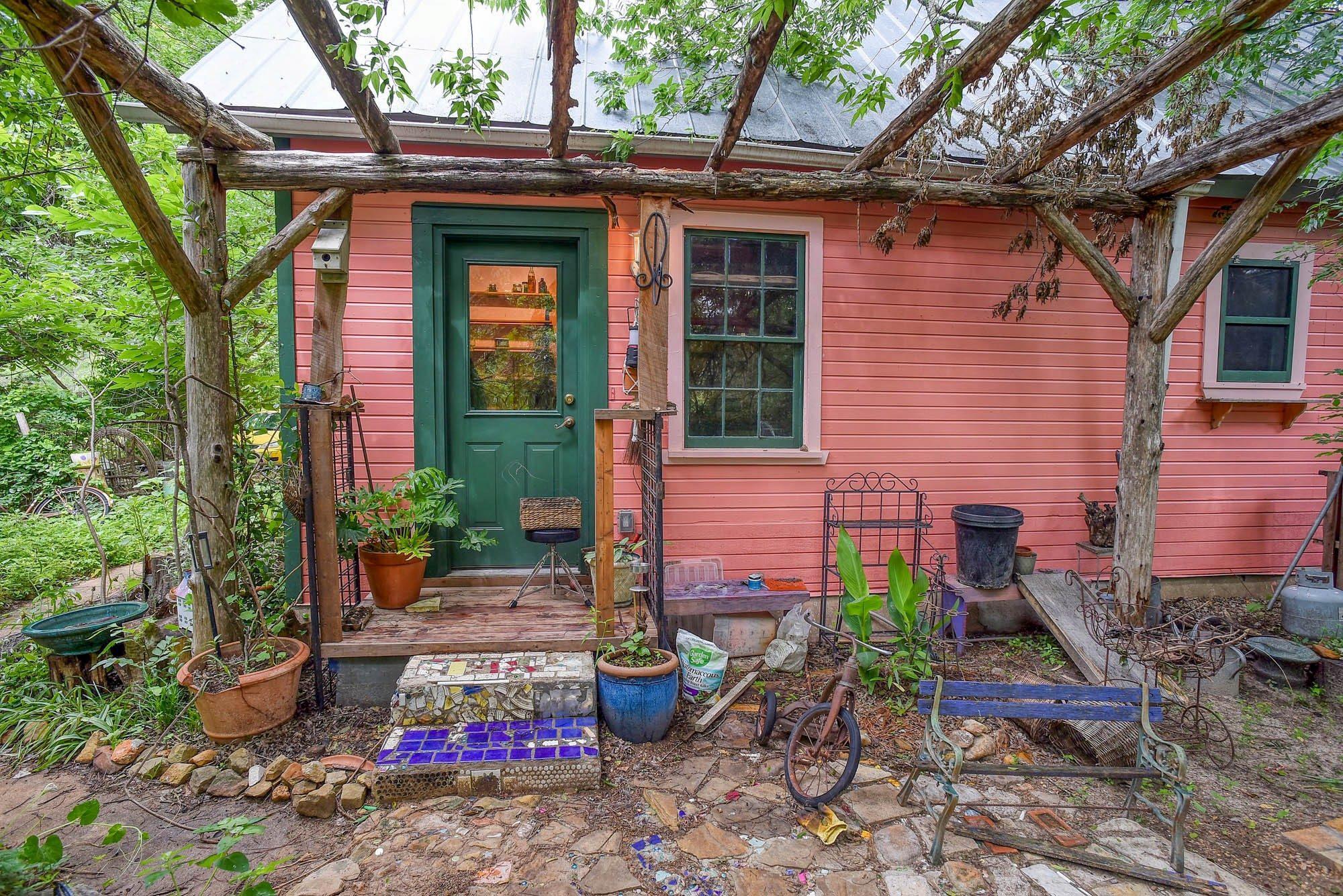 1905 Main St, Bastrop, TX 78602
