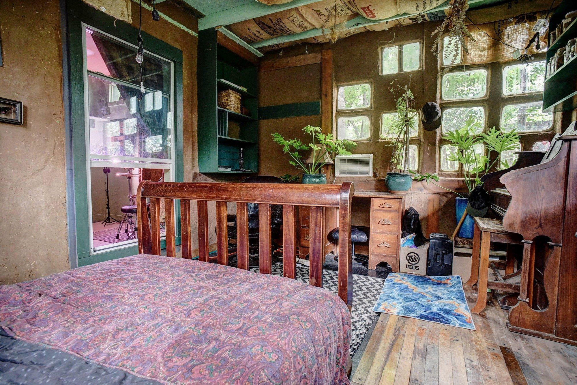 1905 Main St, Bastrop, TX 78602