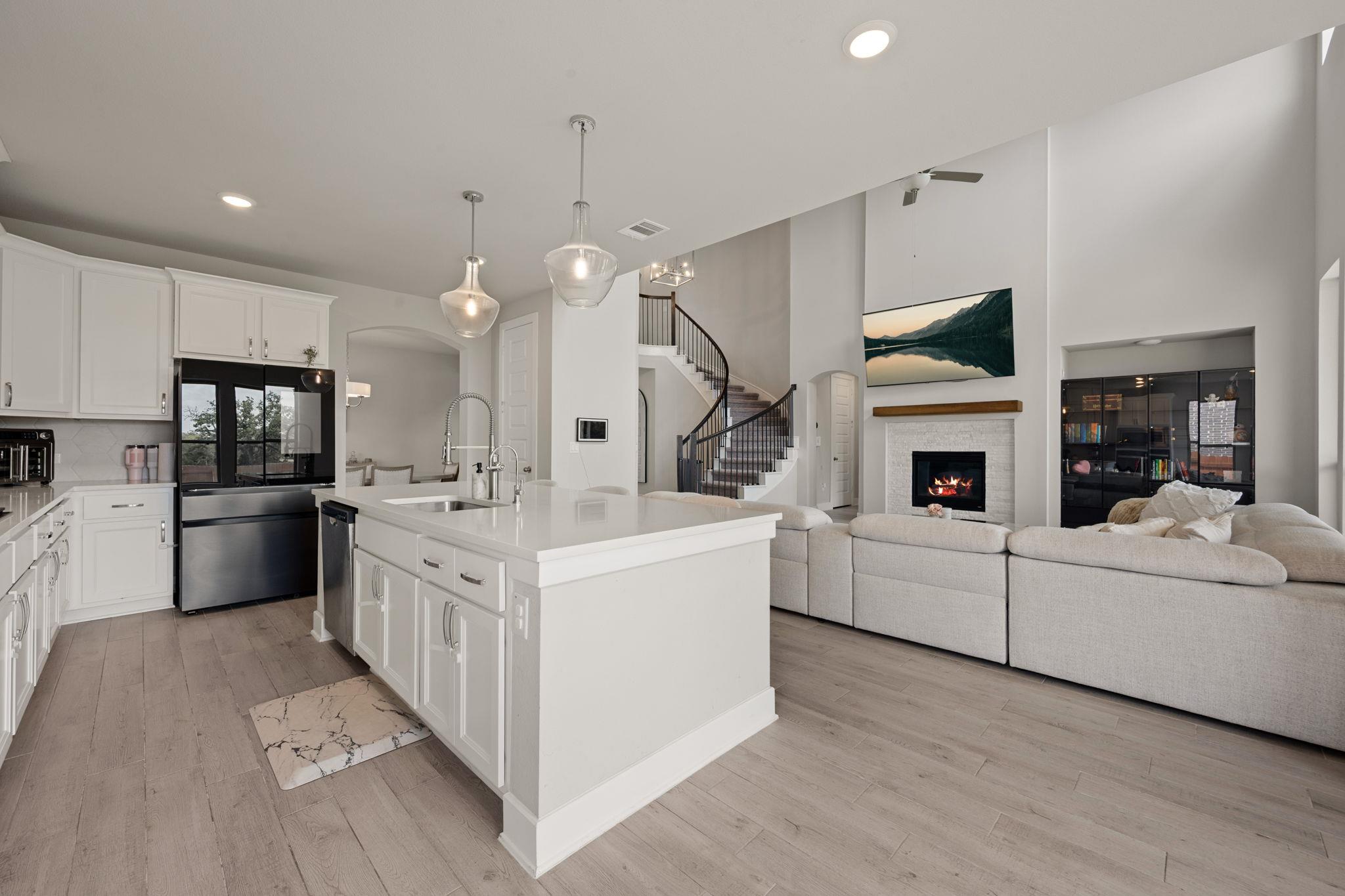 104 Rockrose Cv, Bastrop, TX 78602