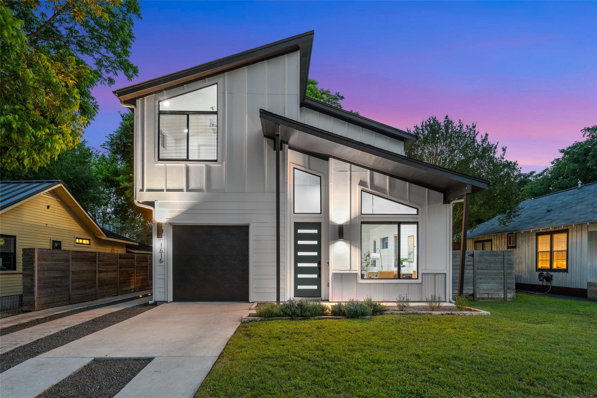 1615 Holly St # 1, Austin, TX 78702