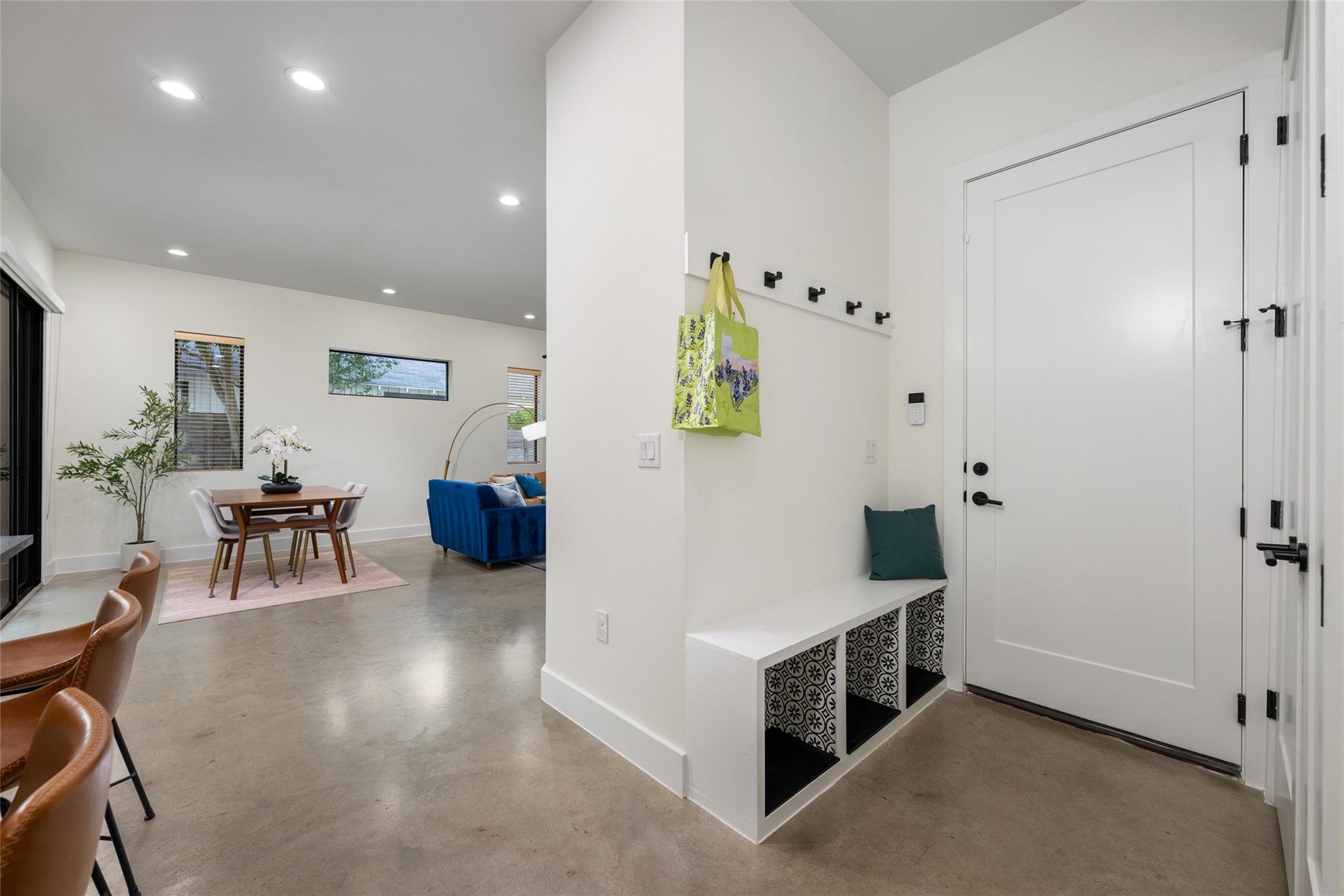 1615 Holly St # 1, Austin, TX 78702