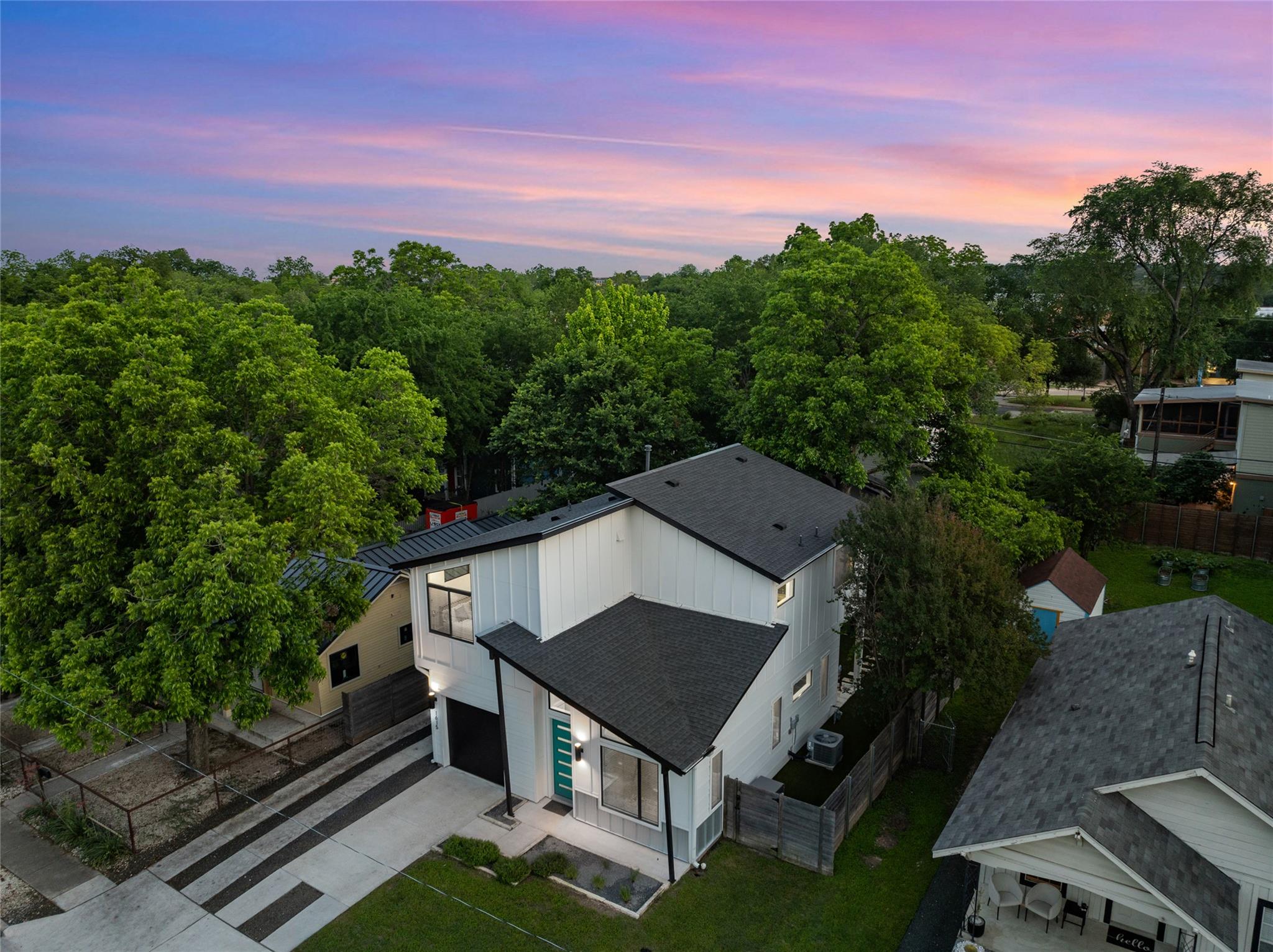 1615 Holly St # 1, Austin, TX 78702
