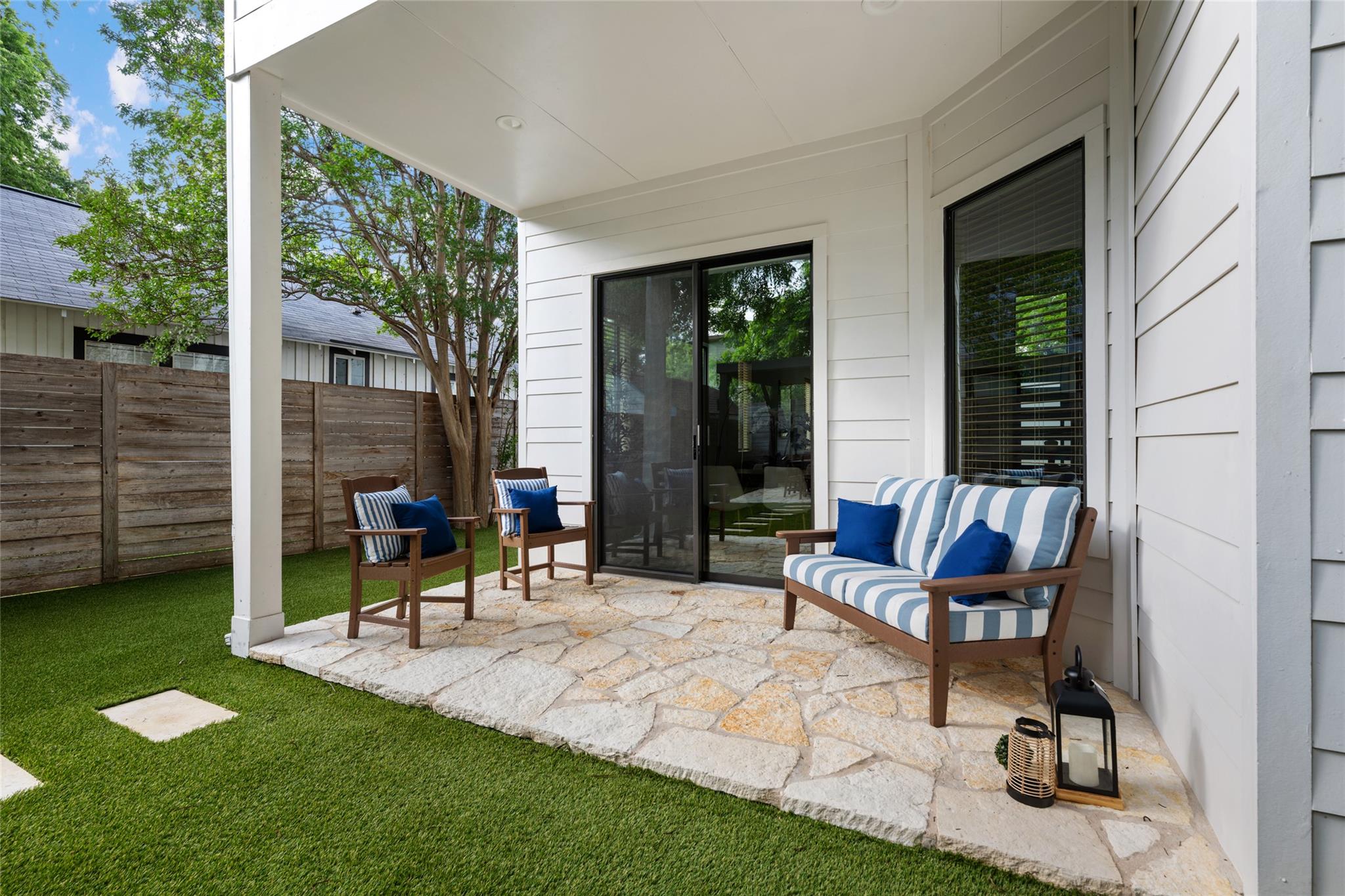 1615 Holly St # 1, Austin, TX 78702