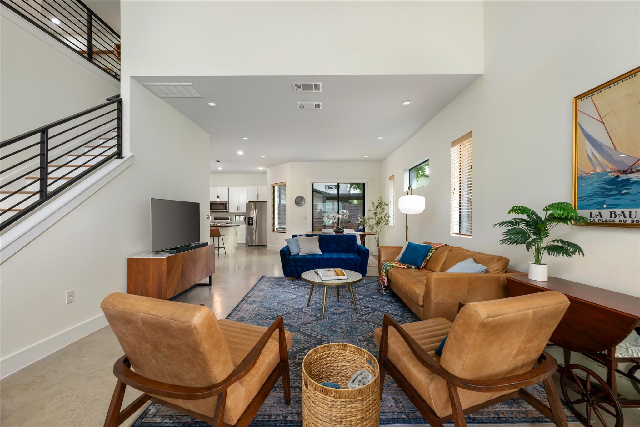 1615 Holly St # 1, Austin, TX 78702