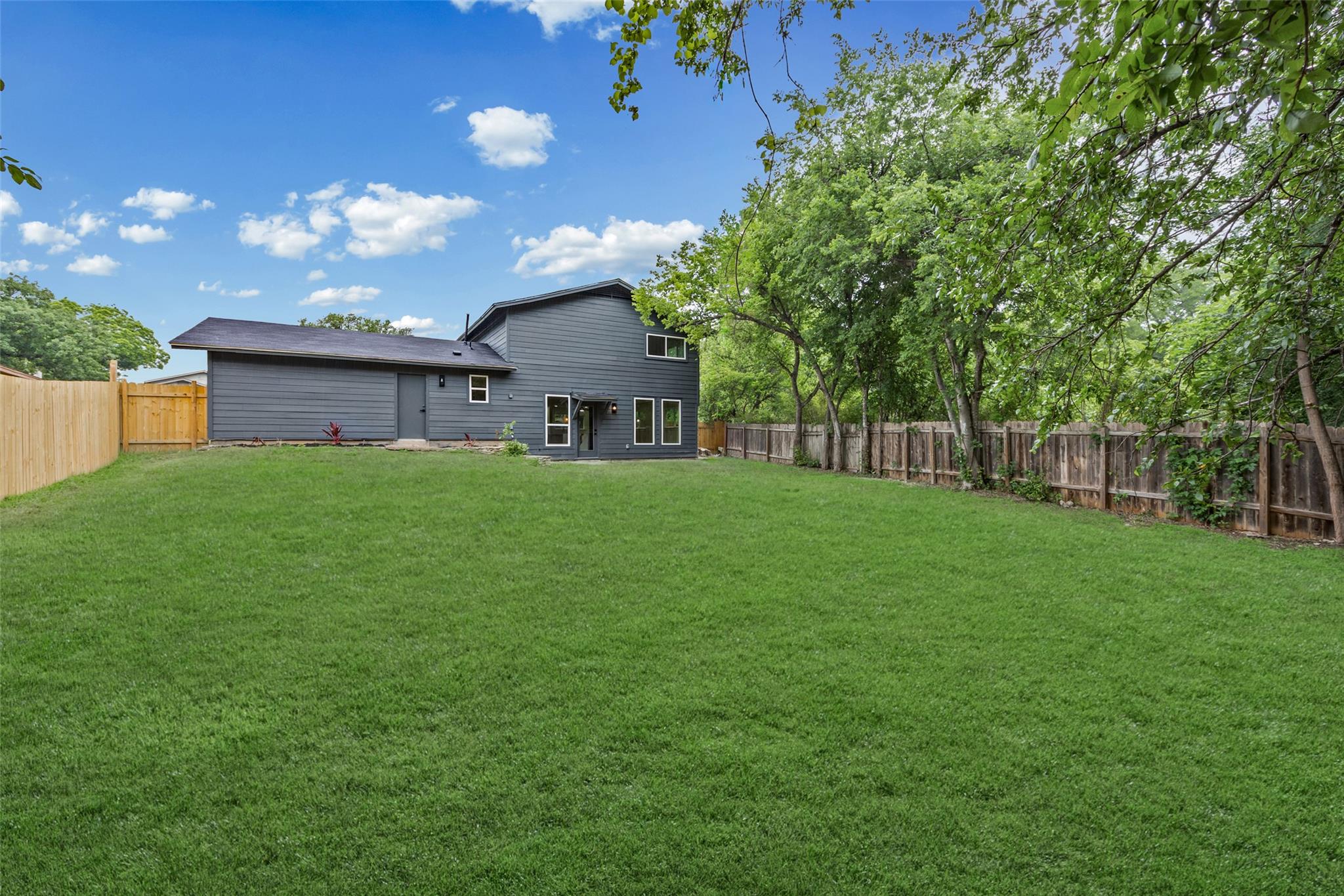 6005 Walnut Hills Dr, Austin, TX 78723