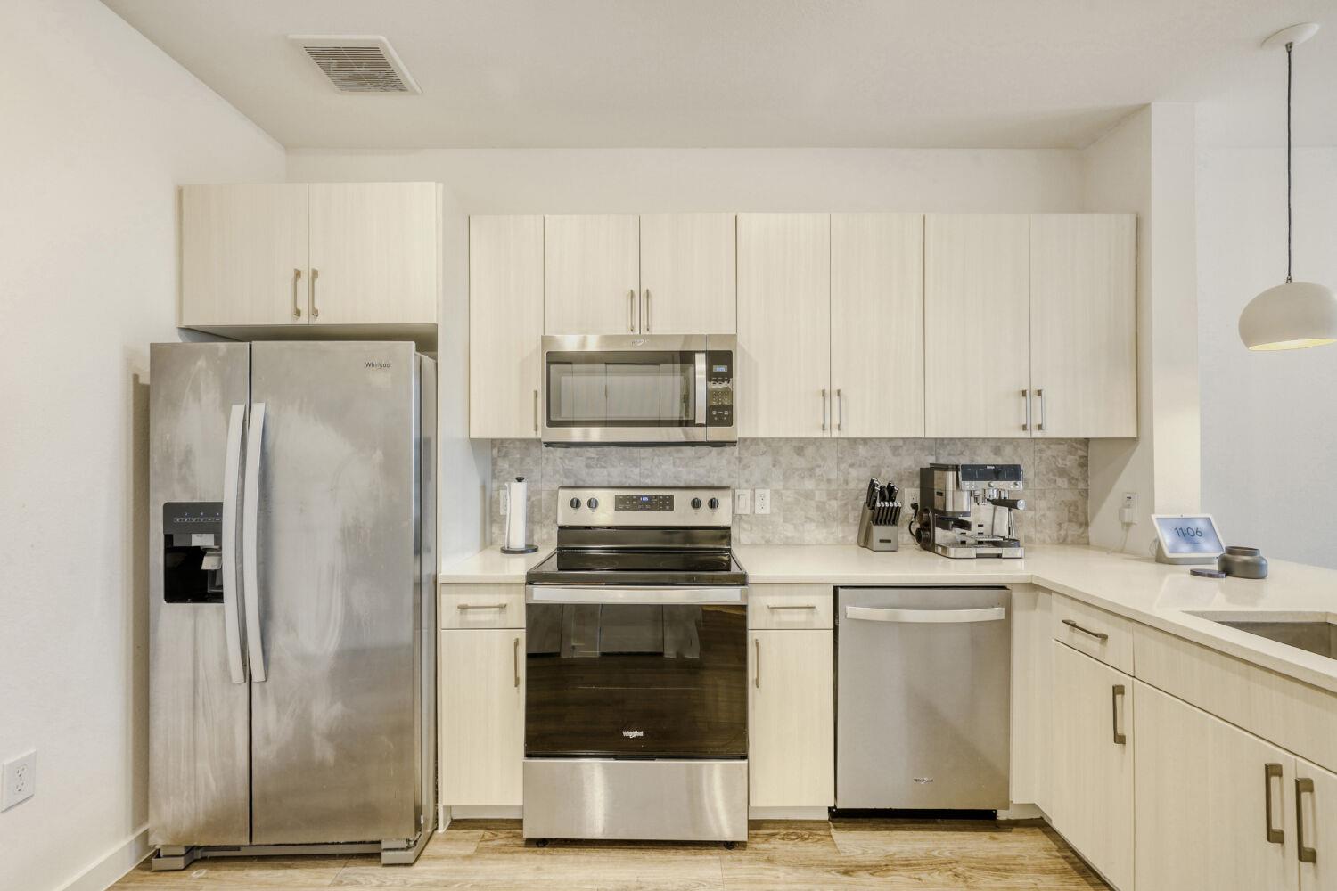6324 N Lamar Blvd # 405, Austin, TX 78752