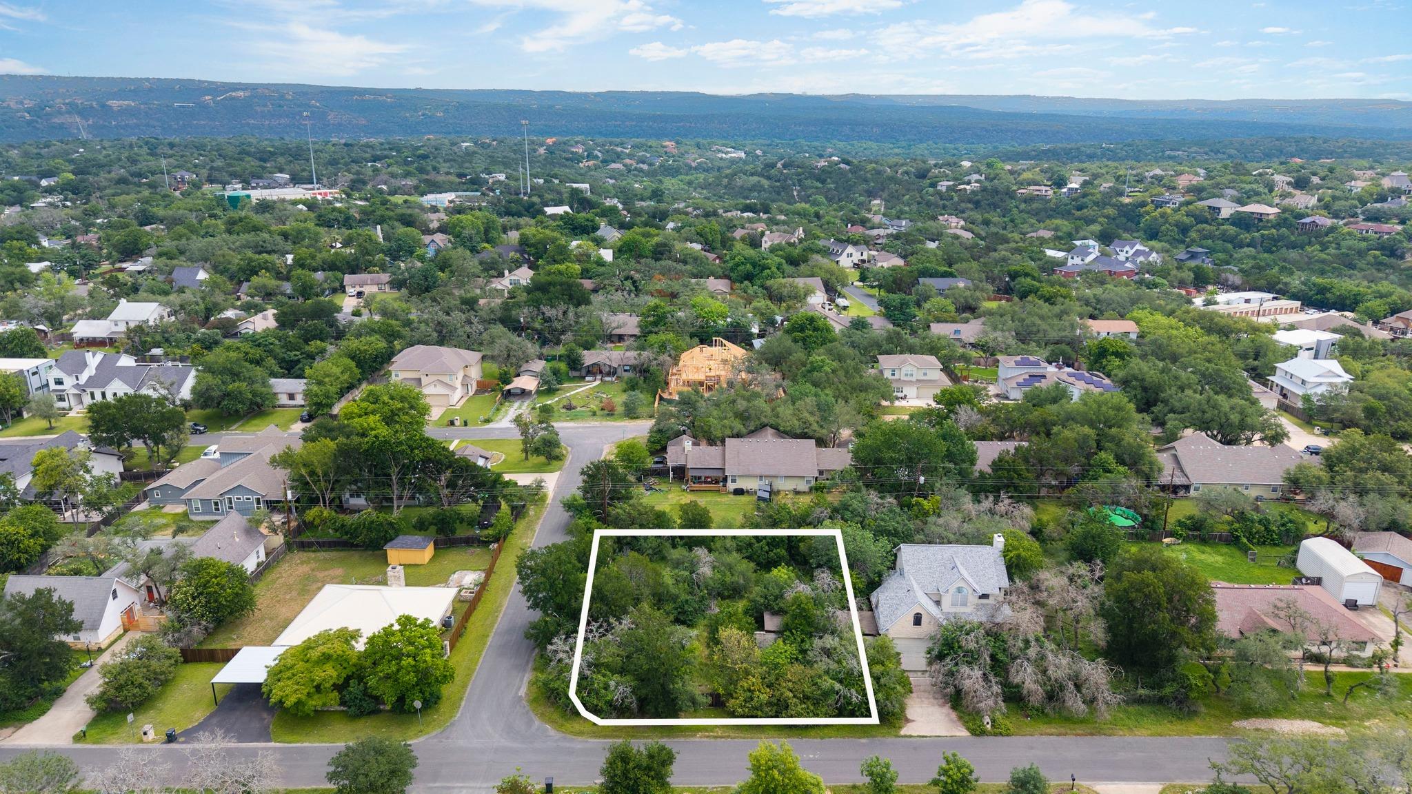 913 Lipan Trl, Austin, TX 78733