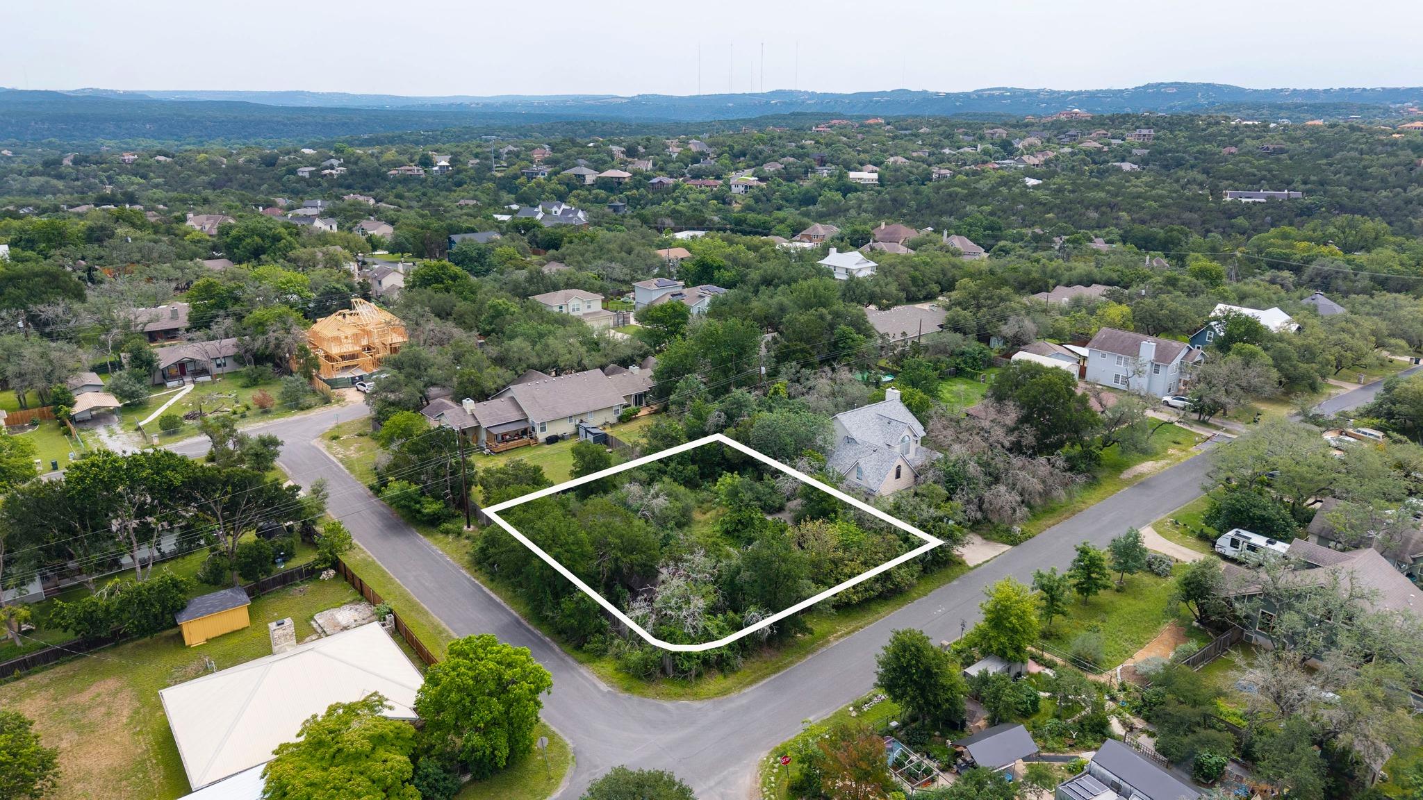 913 Lipan Trl, Austin, TX 78733