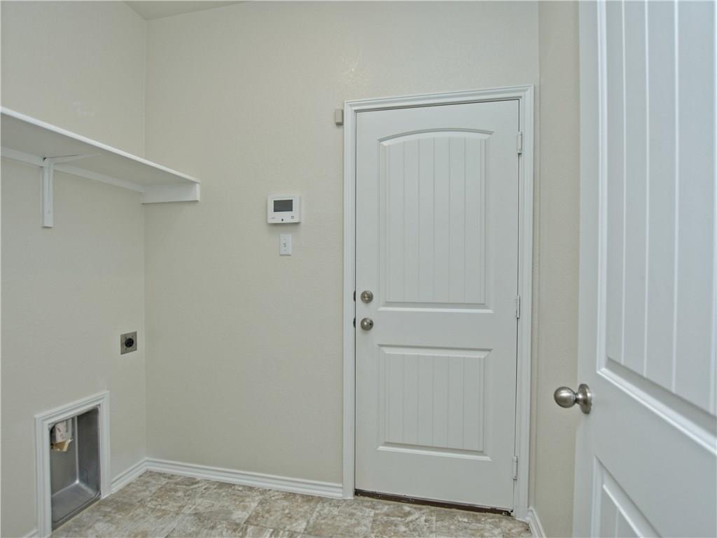 2950 Old settlers Blvd # 4, Round Rock, TX 78665