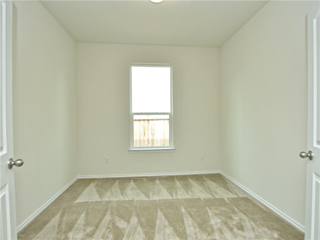 2950 Old settlers Blvd # 4, Round Rock, TX 78665