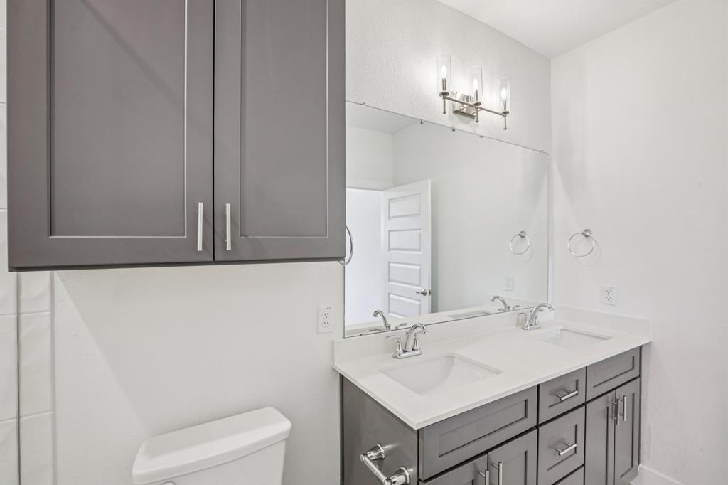 200 W 56th St # 8102, Austin, TX 78751