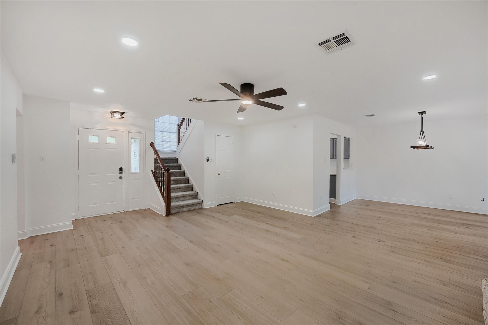 14814 Endicott Dr, Austin, TX 78728