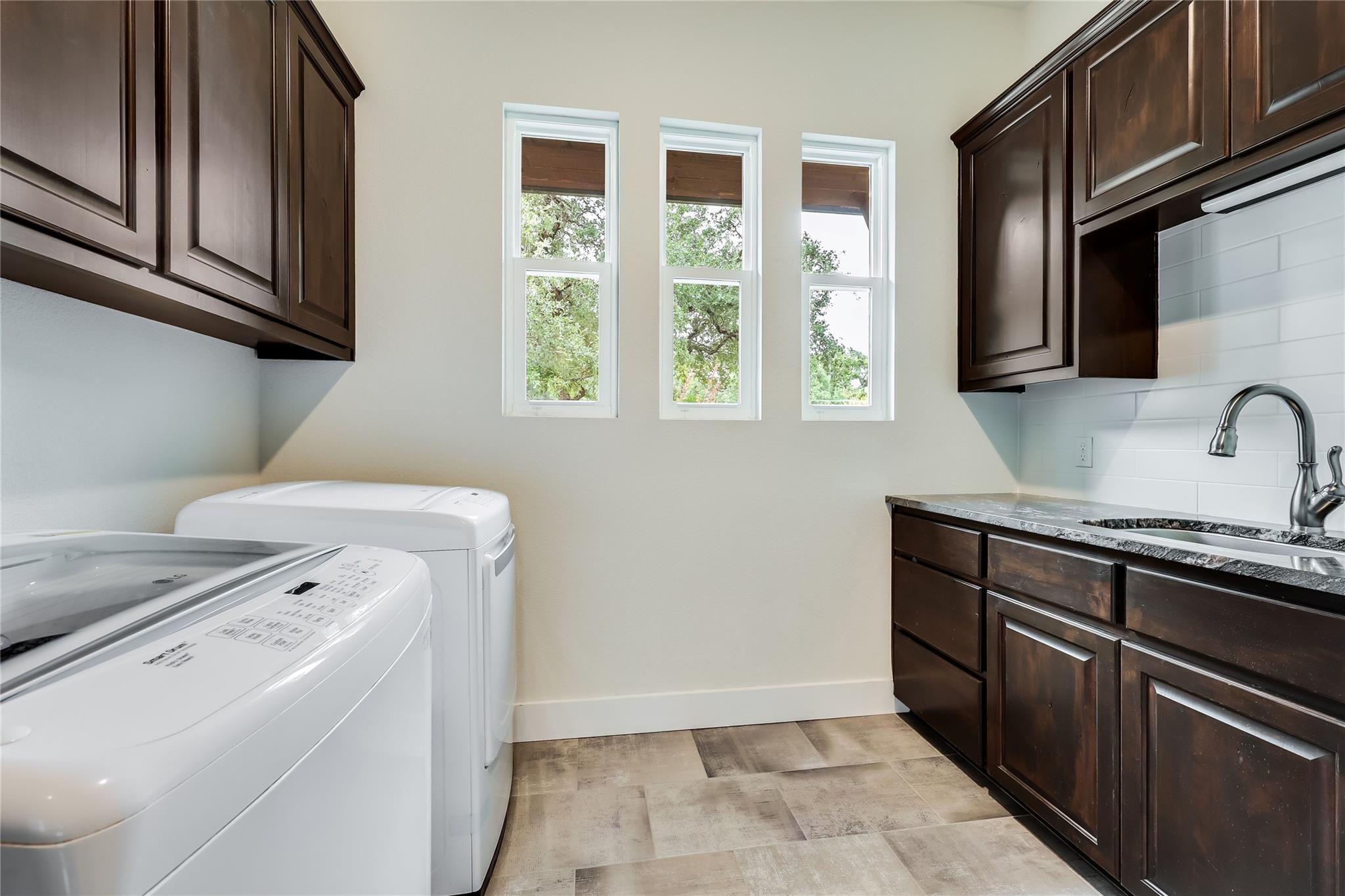 120 Horizon Ridge Cv, Liberty Hill, TX 78642