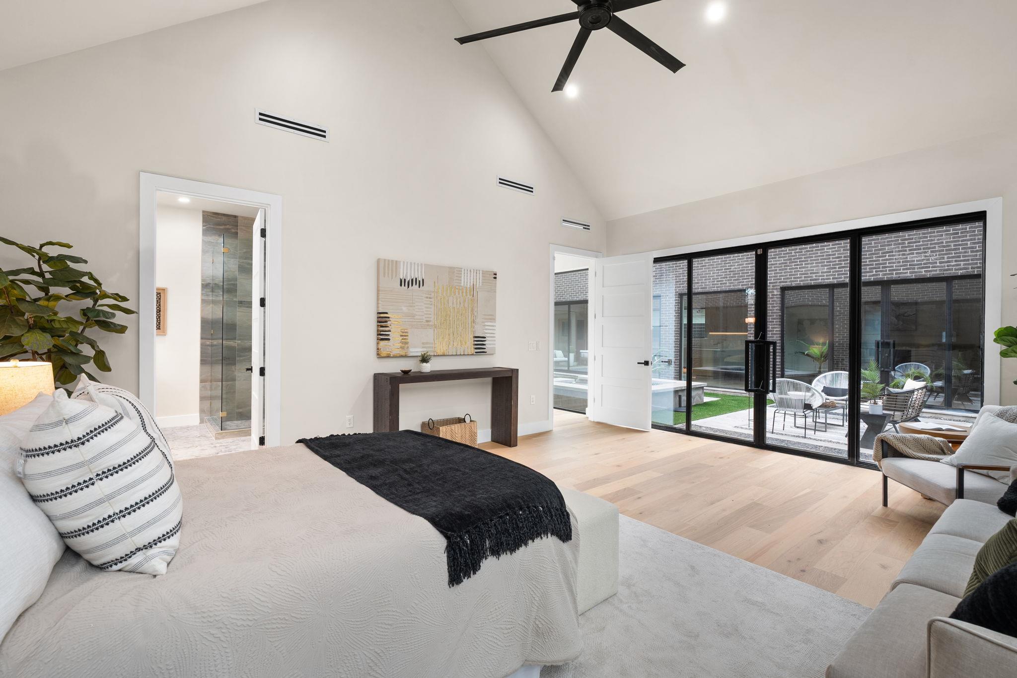 1910 Crooked Ln, Austin, TX 78741