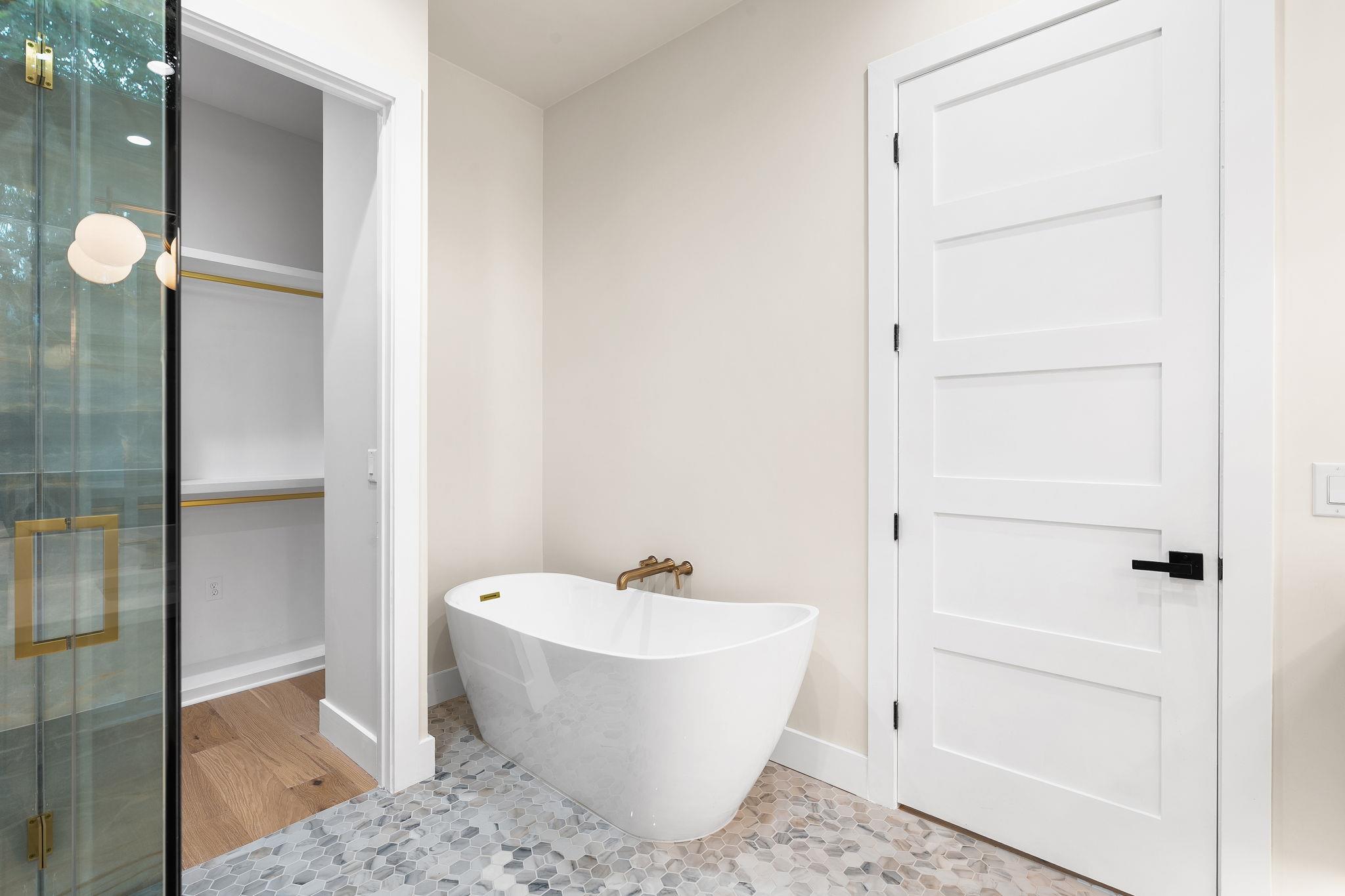 1910 Crooked Ln, Austin, TX 78741