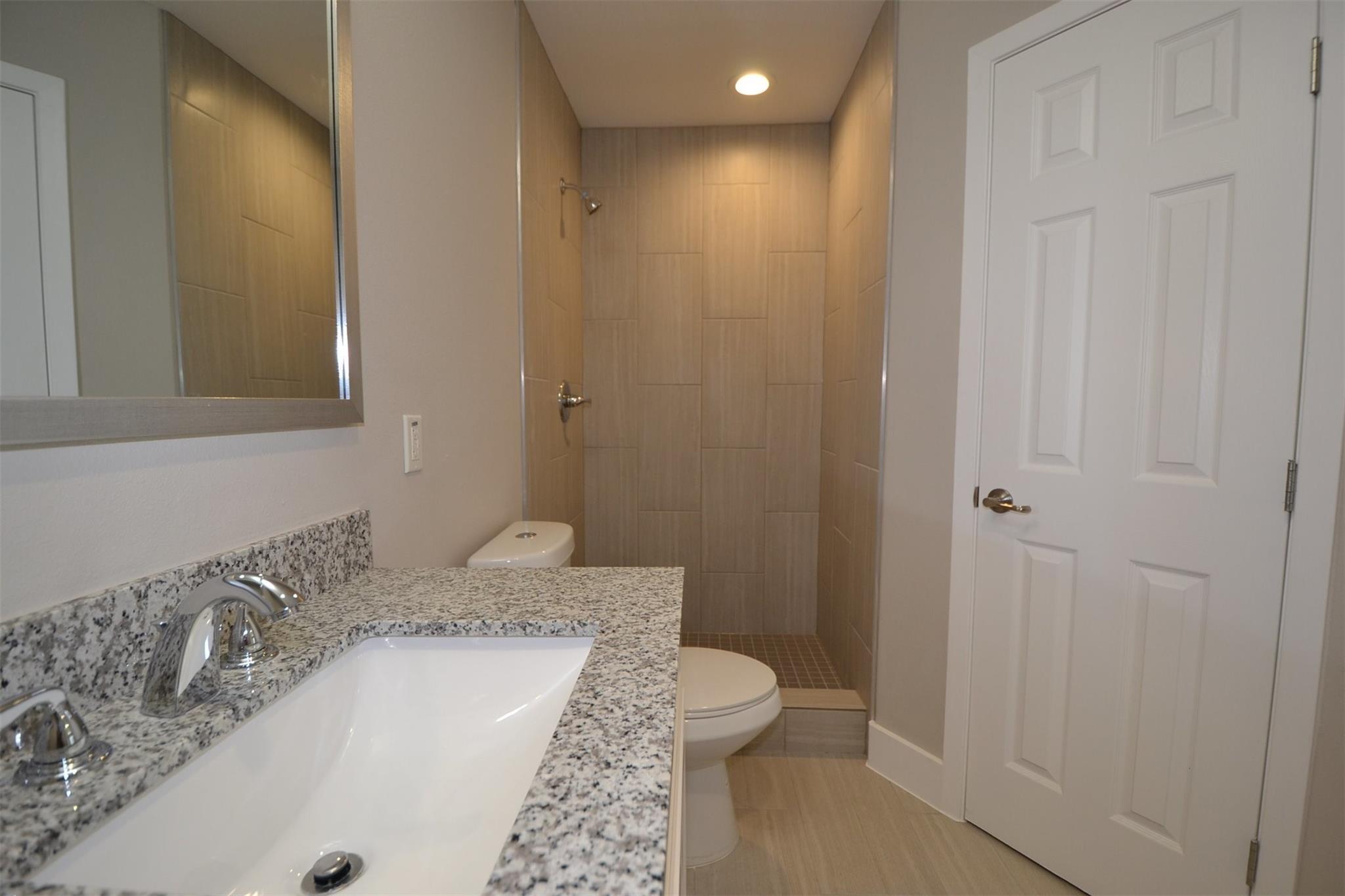 935 La Posada Dr # 141, Austin, TX 78752