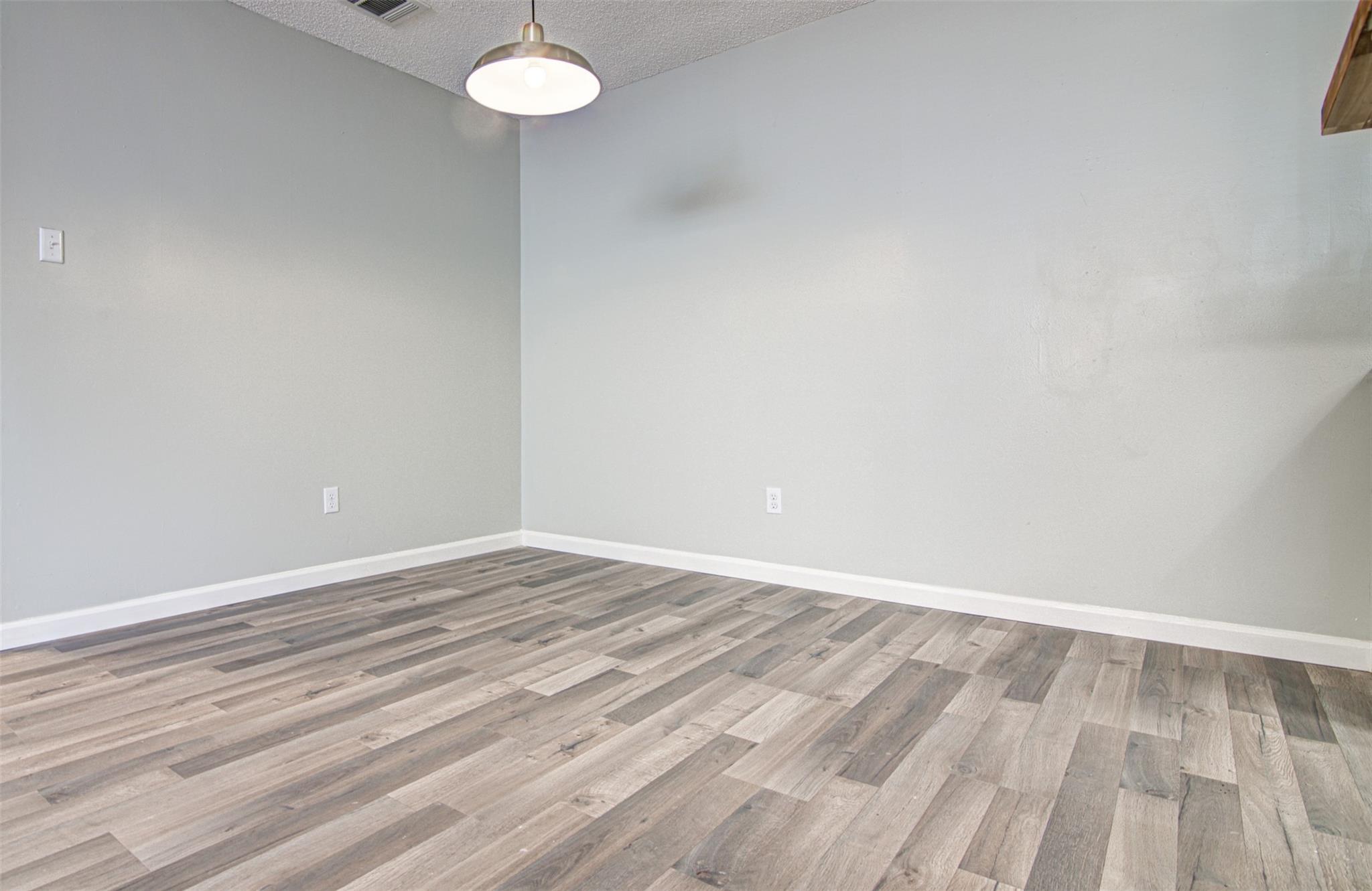 8112 West Gate Blvd # A, Austin, TX 78745