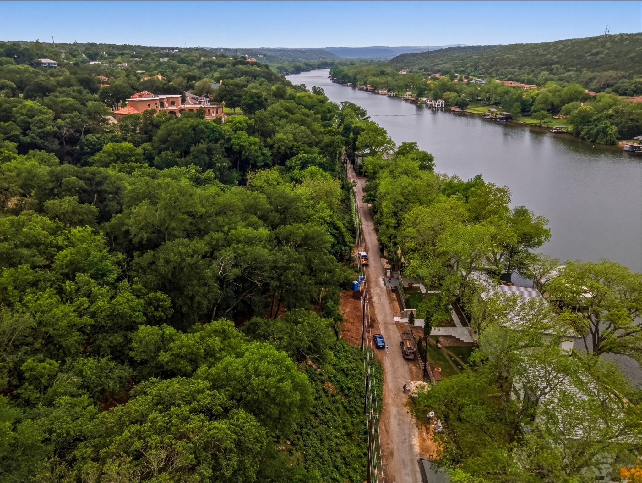 2803 Edgewater Dr, Austin, TX 78733