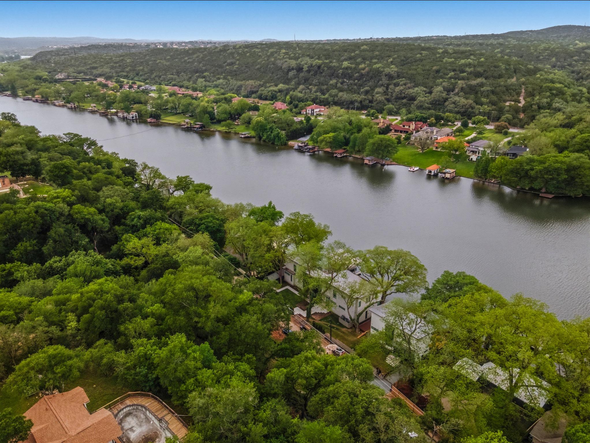 2803 Edgewater Dr, Austin, TX 78733