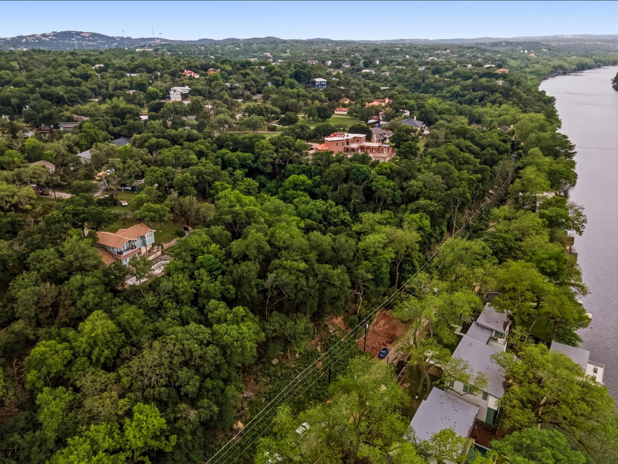 2803 Edgewater Dr, Austin, TX 78733