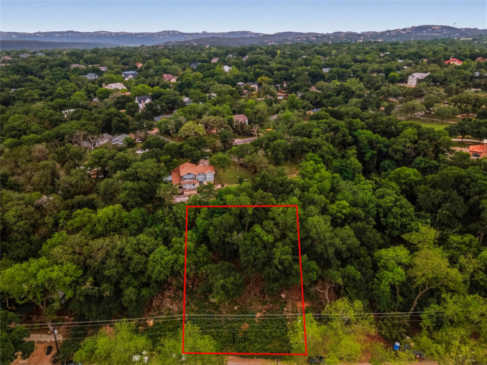 2803 Edgewater Dr, Austin, TX 78733