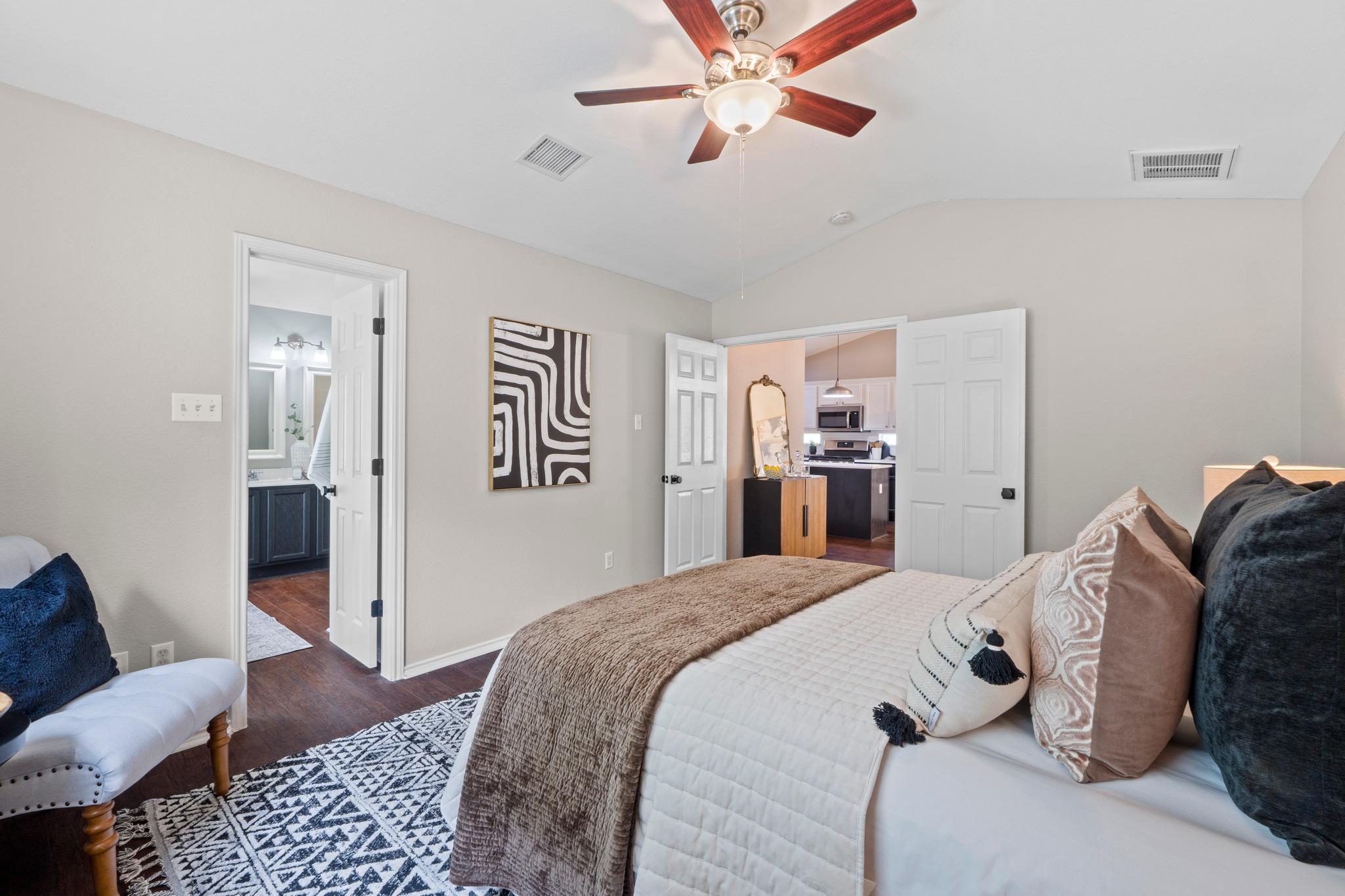 1042 Monadale Trl, Round Rock, TX 78664