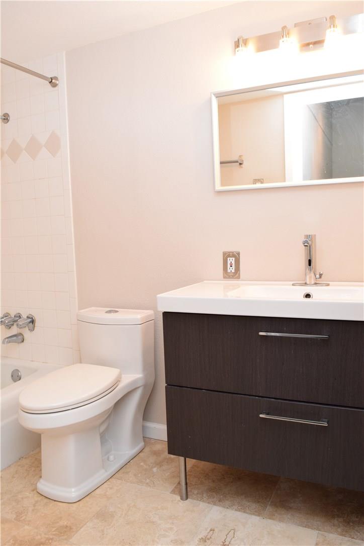 5601 Woodrow Ave # 102, Austin, TX 78756