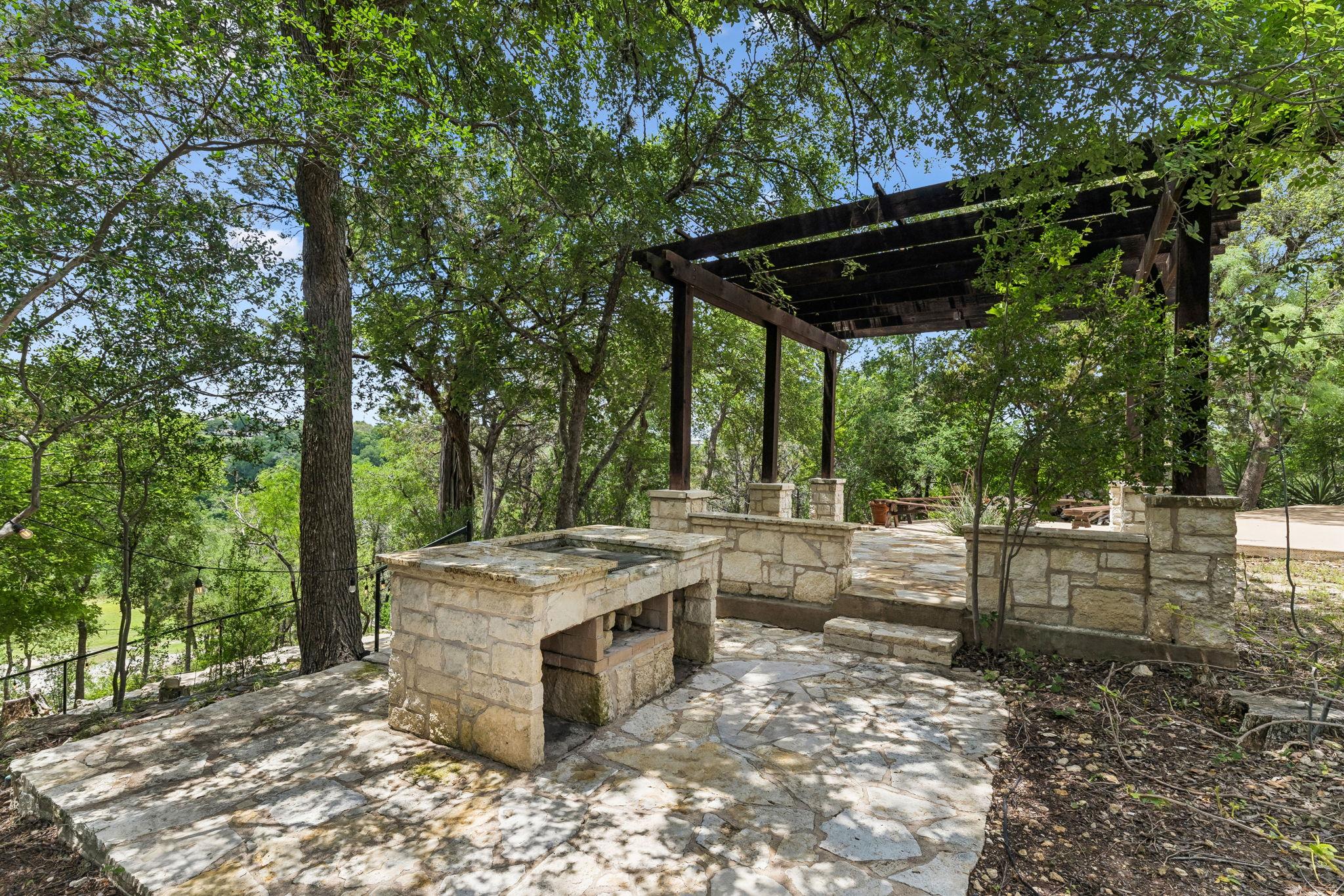 23621 Indian Divide Cv, Spicewood, TX 78669