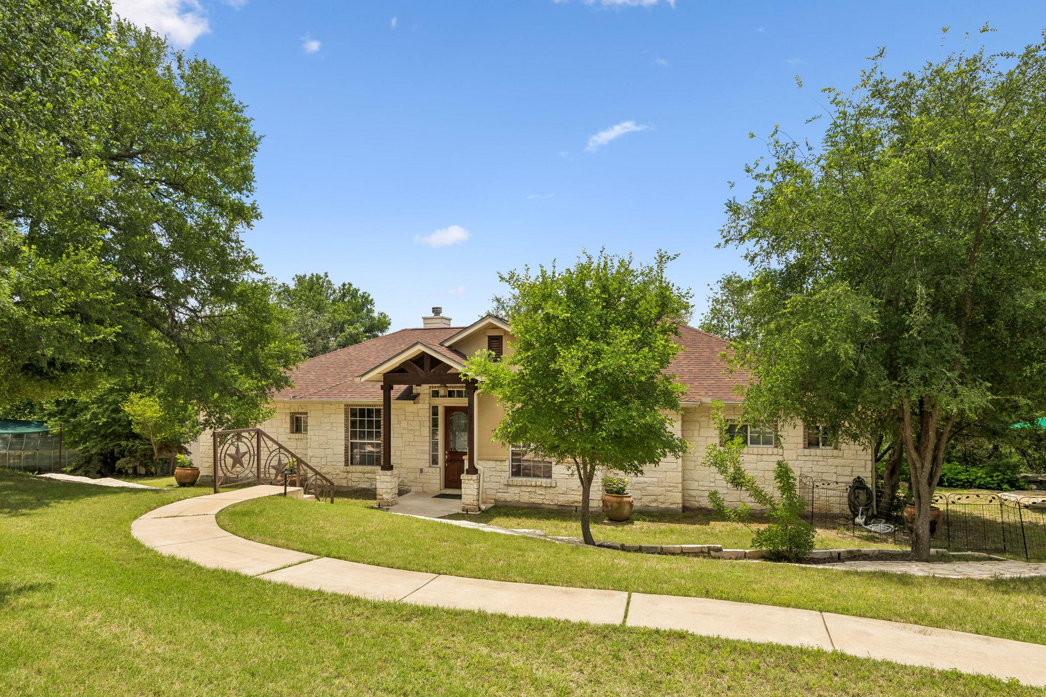 23621 Indian Divide Cv, Spicewood, TX 78669