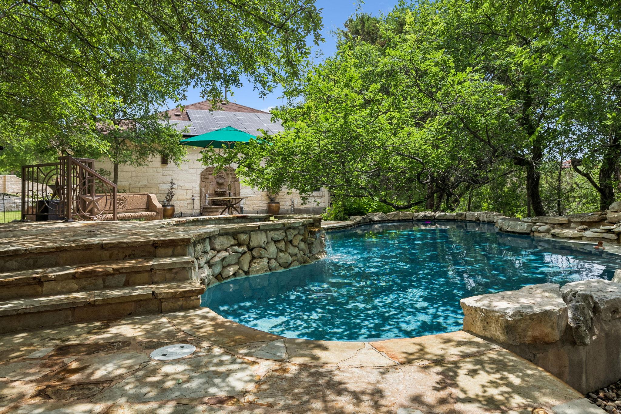 23621 Indian Divide Cv, Spicewood, TX 78669