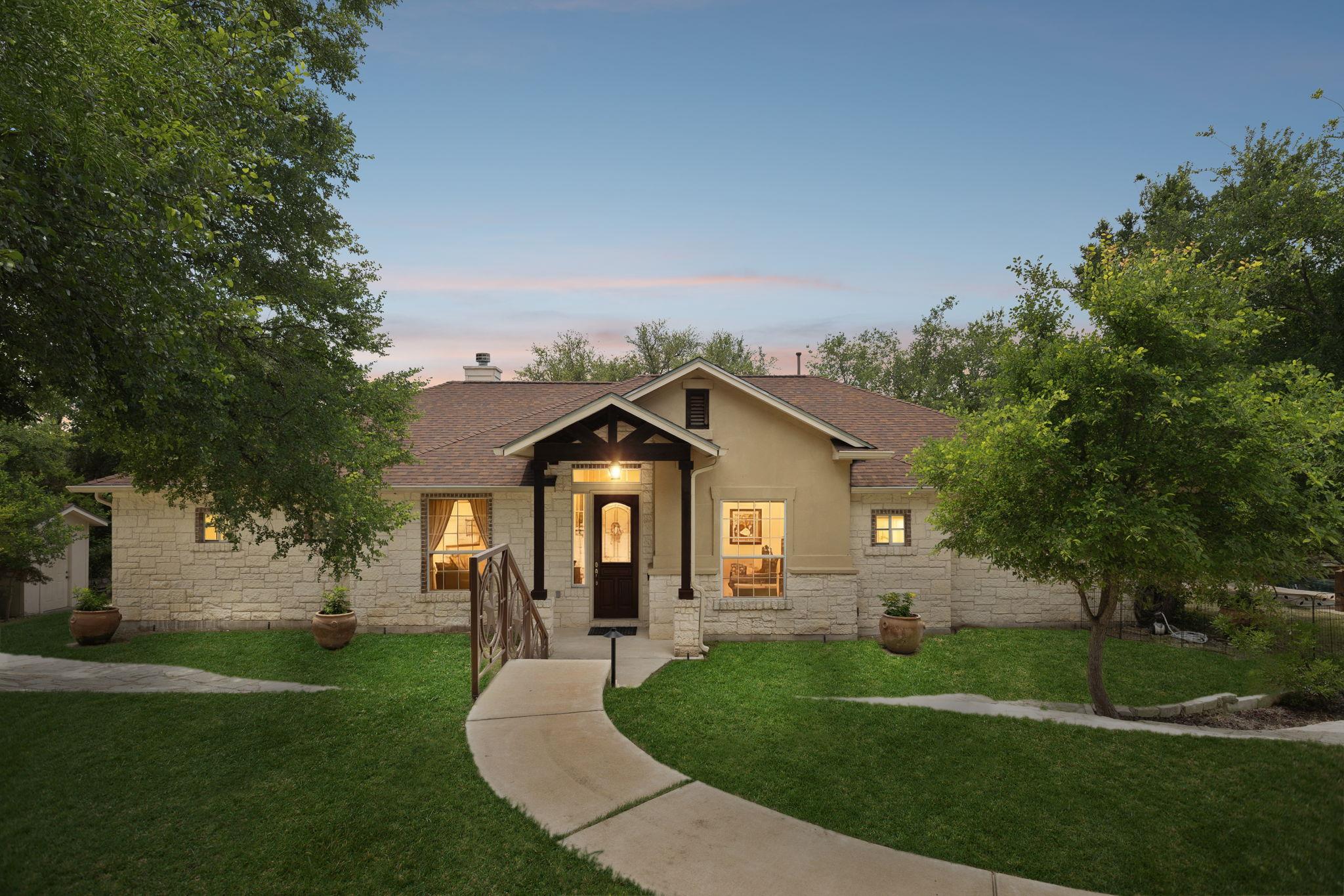 23621 Indian Divide Cv, Spicewood, TX 78669