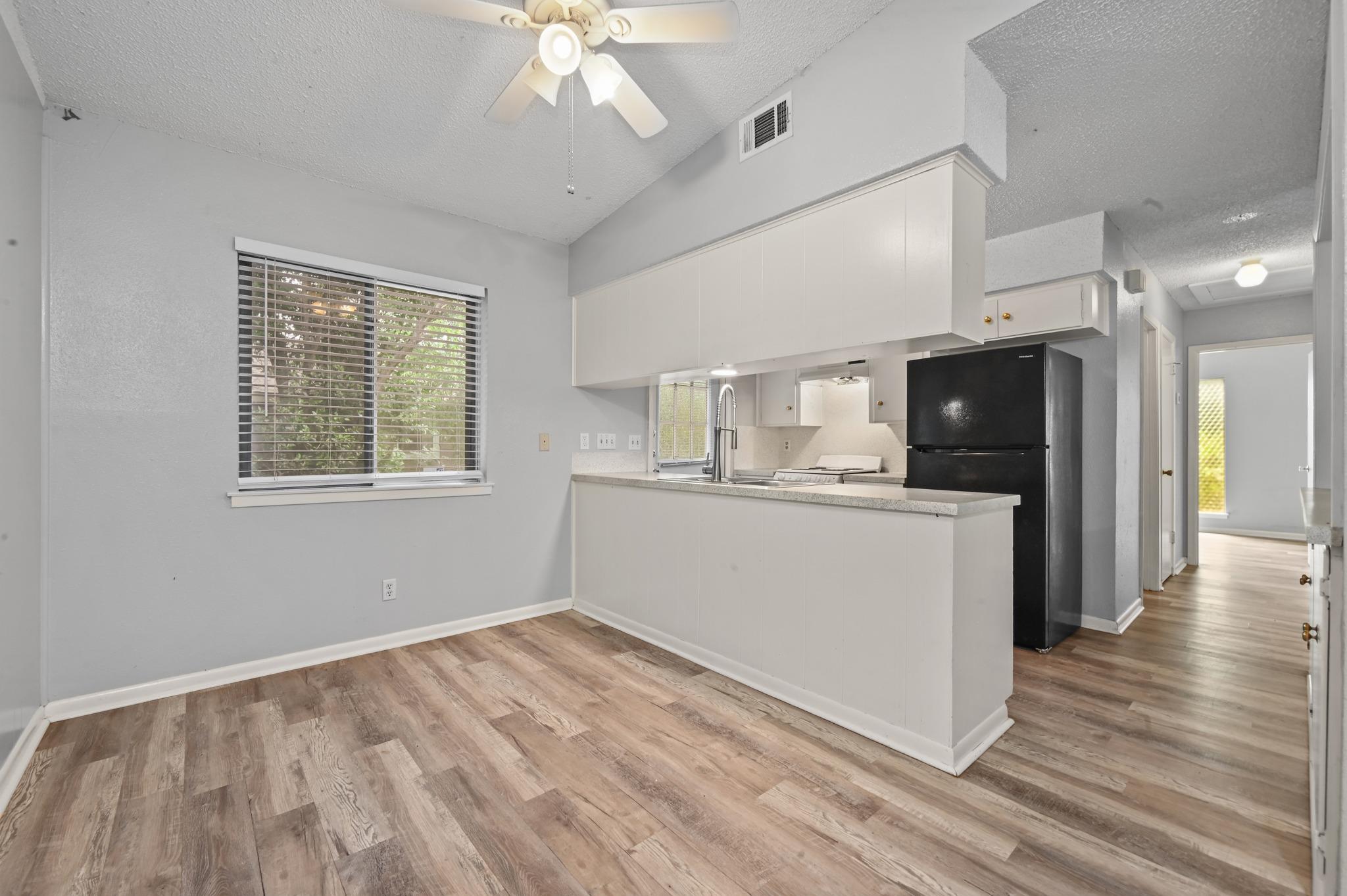 8910 Little Walnut # A, Austin, TX 78758