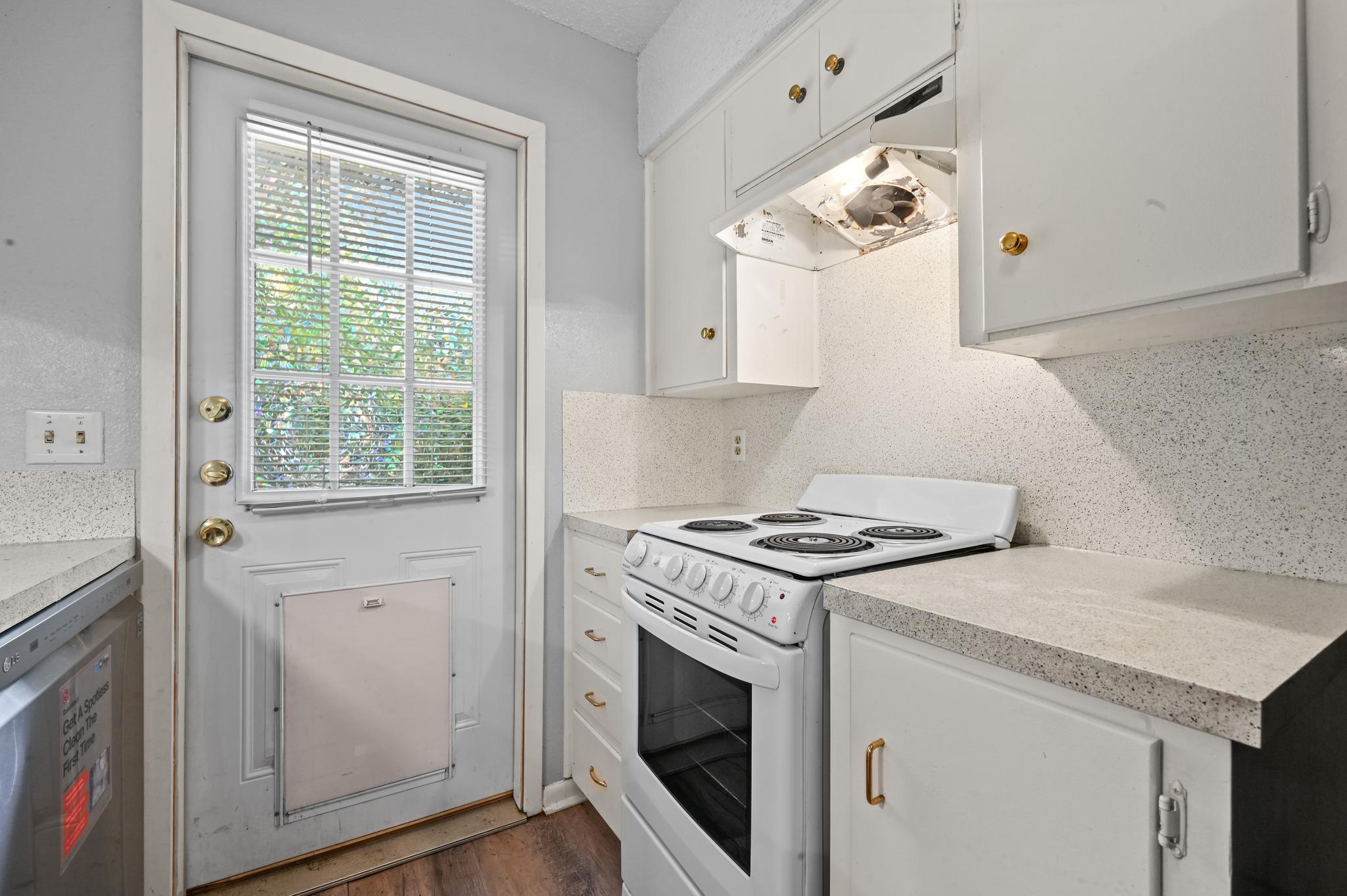 8910 Little Walnut # A, Austin, TX 78758