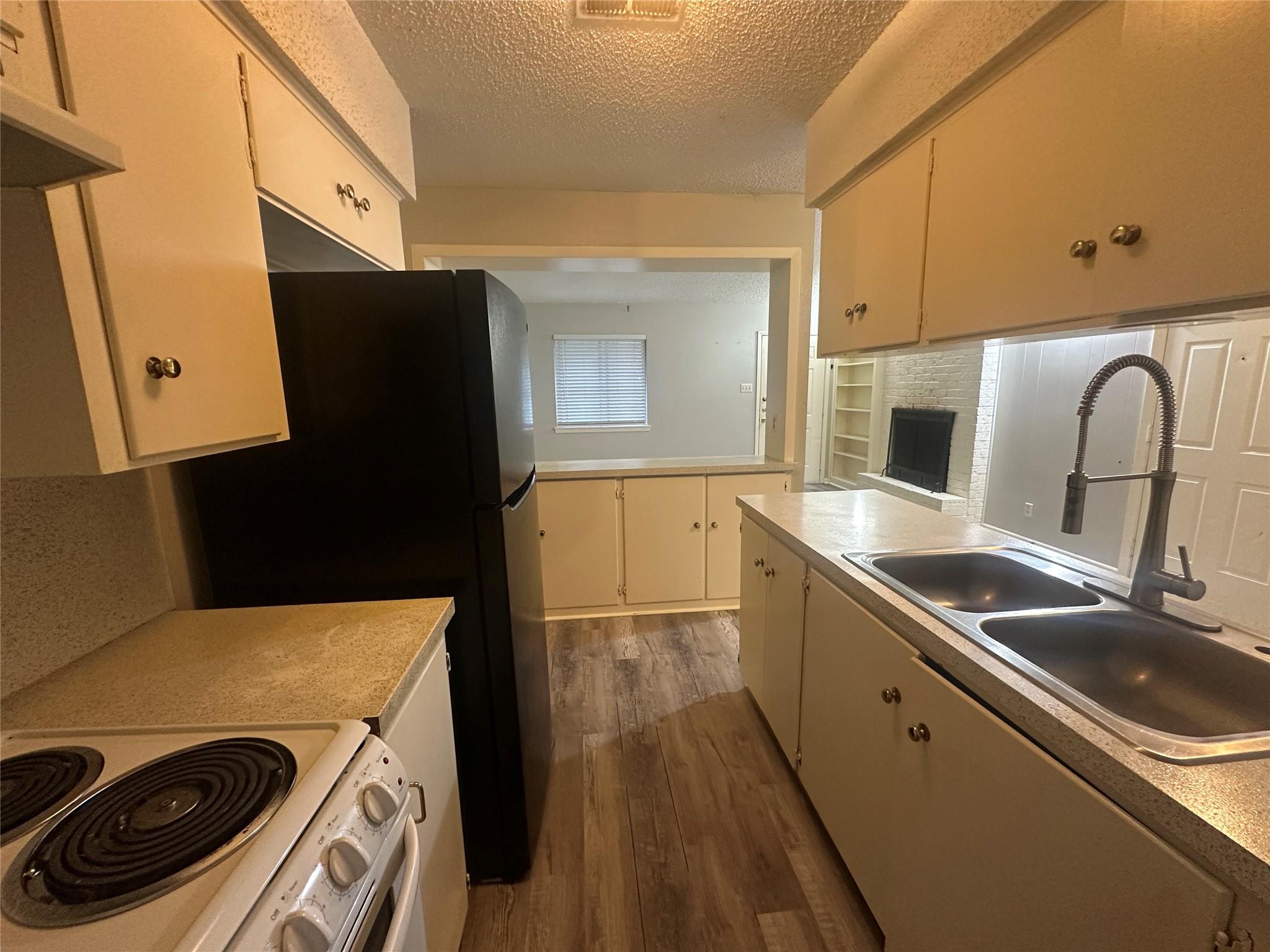 8910 Little Walnut # A, Austin, TX 78758