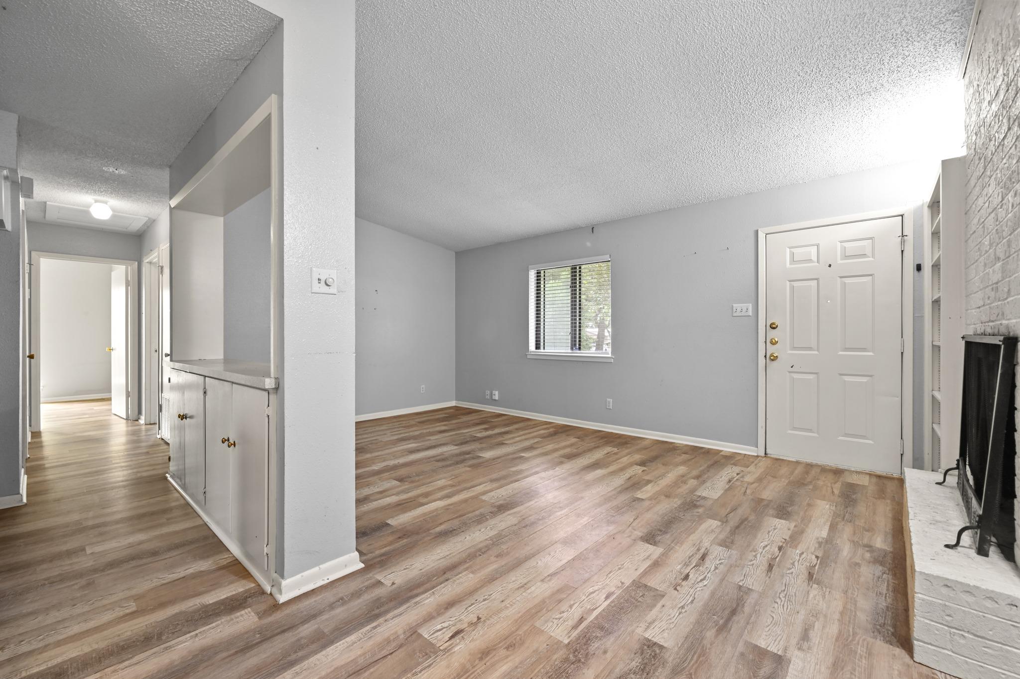 8910 Little Walnut # A, Austin, TX 78758